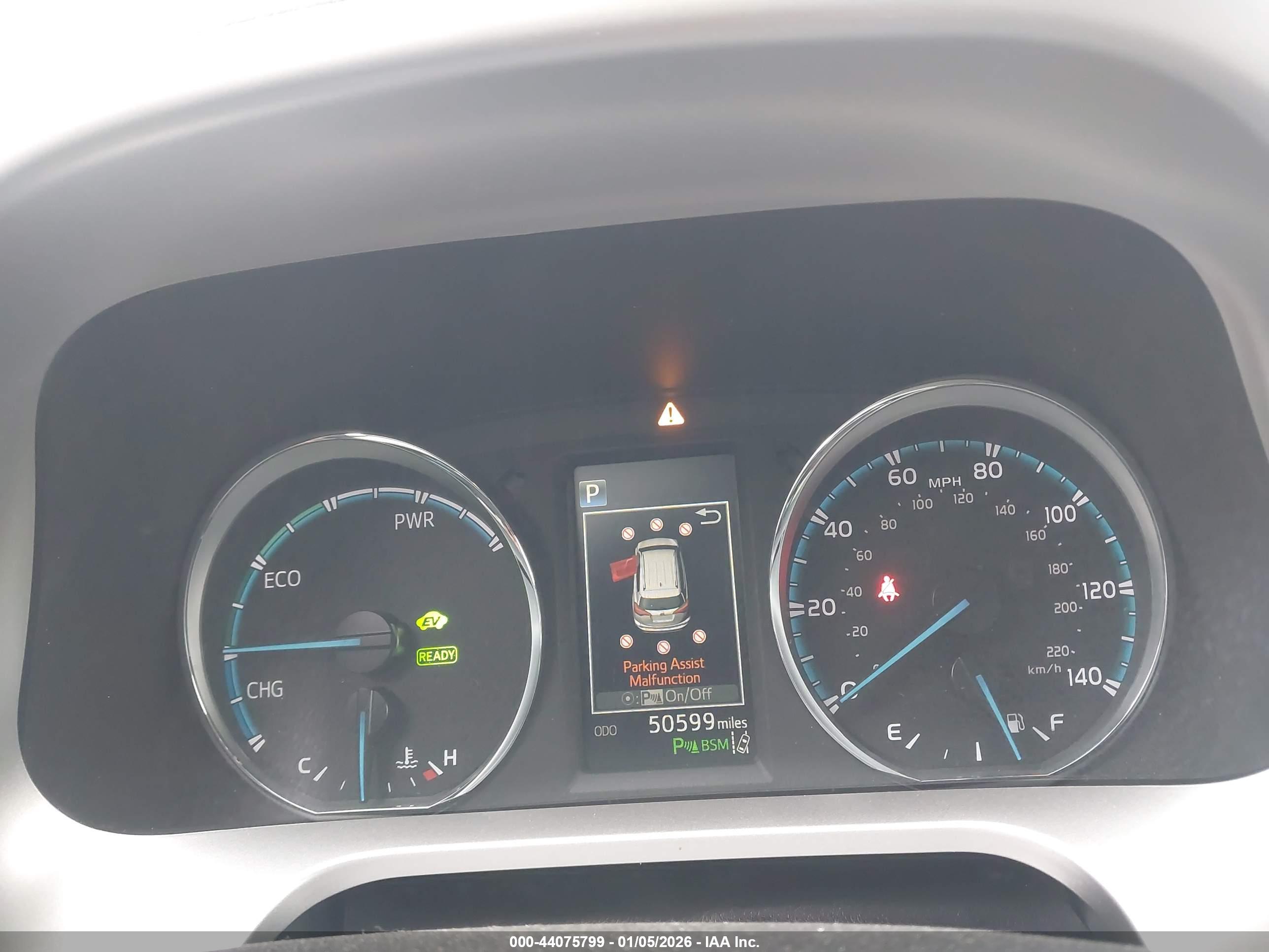 TOYOTA RAV4 image 7