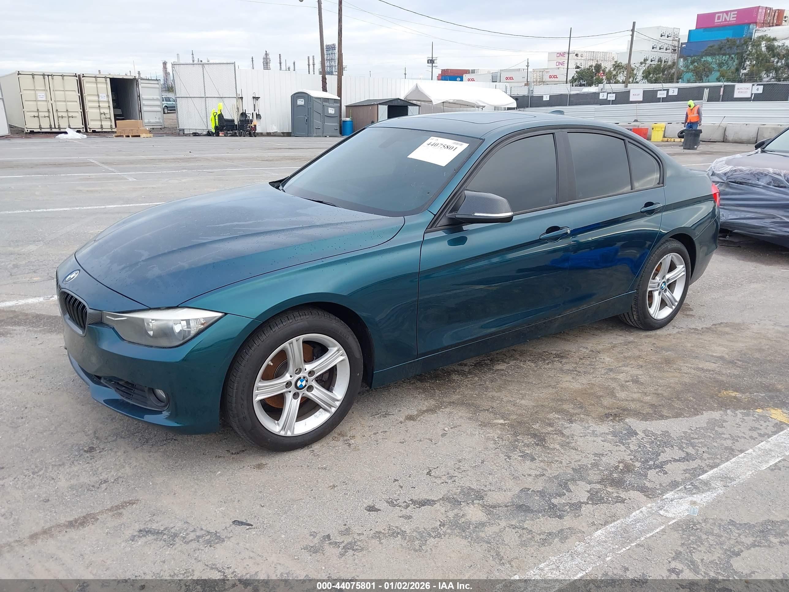 BMW 328I image 2