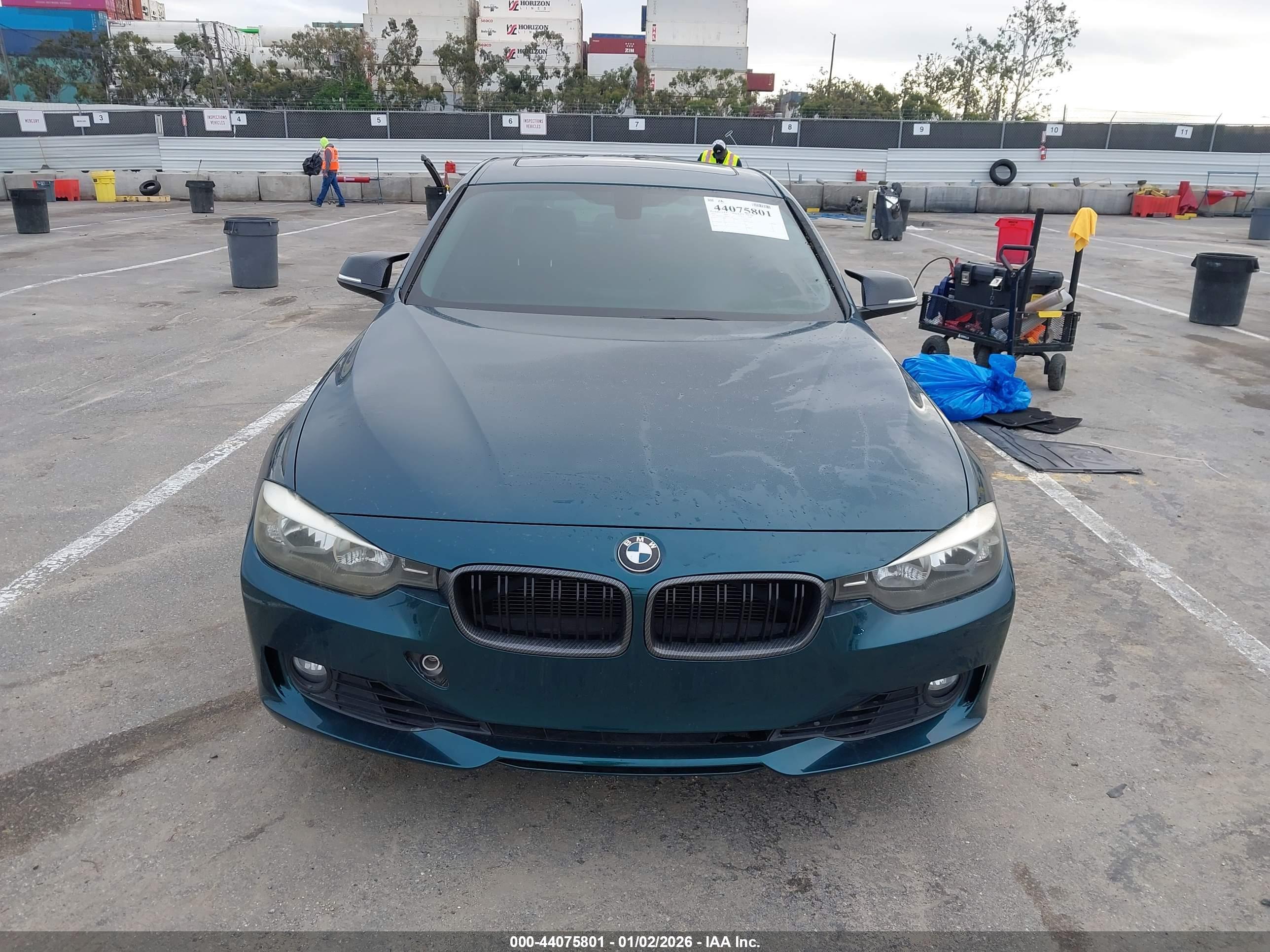 BMW 328I image 6