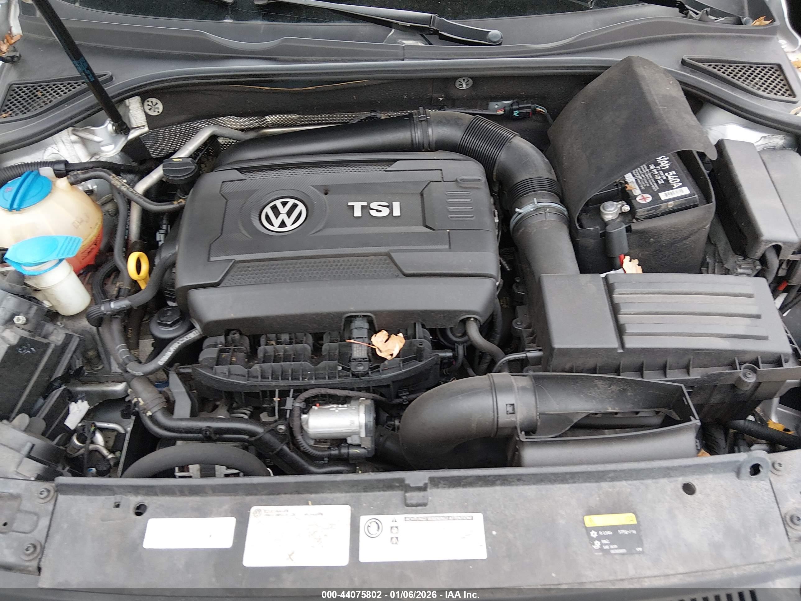 VOLKSWAGEN PASSAT image 10