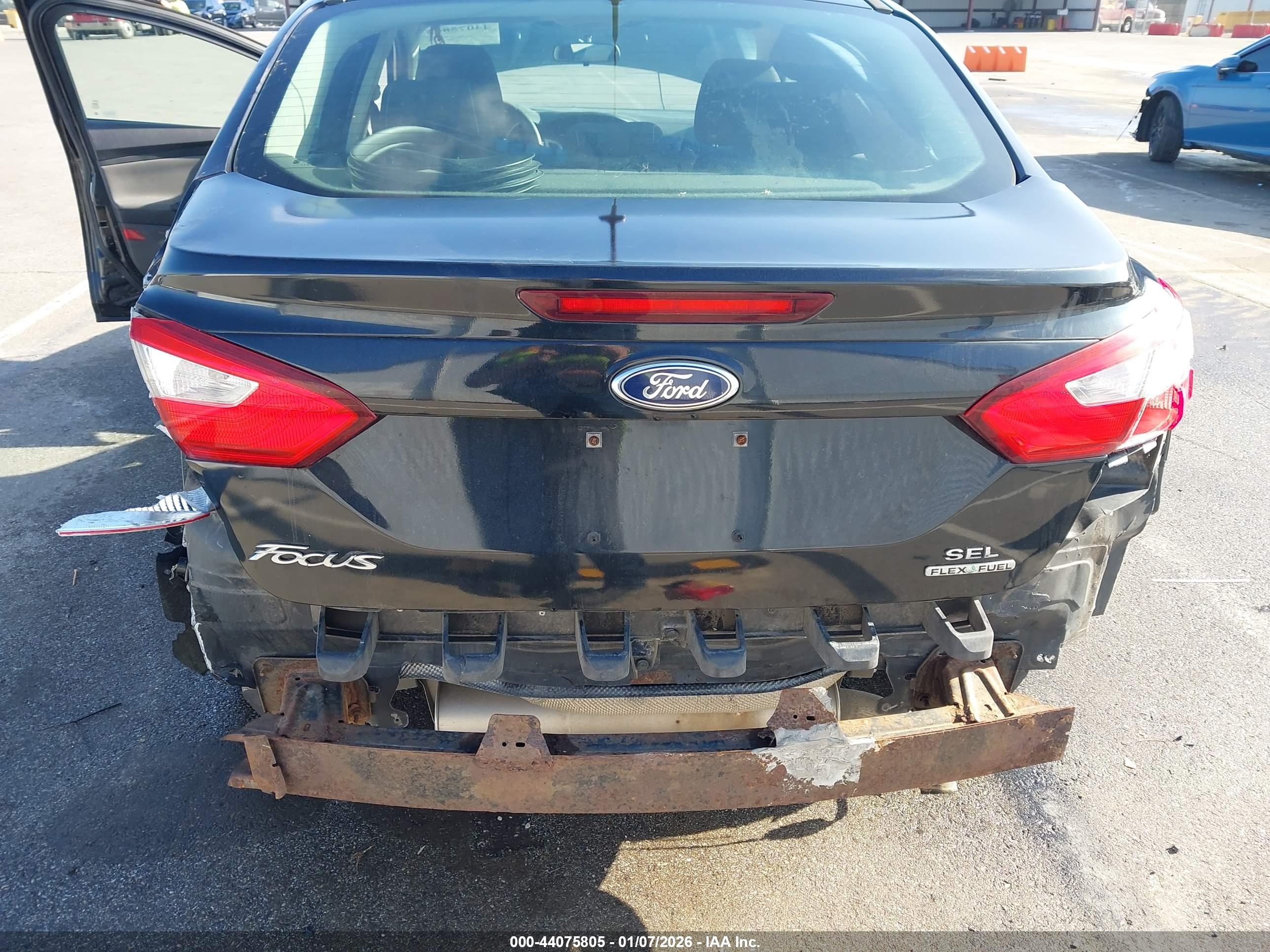 FORD FOCUS image 6