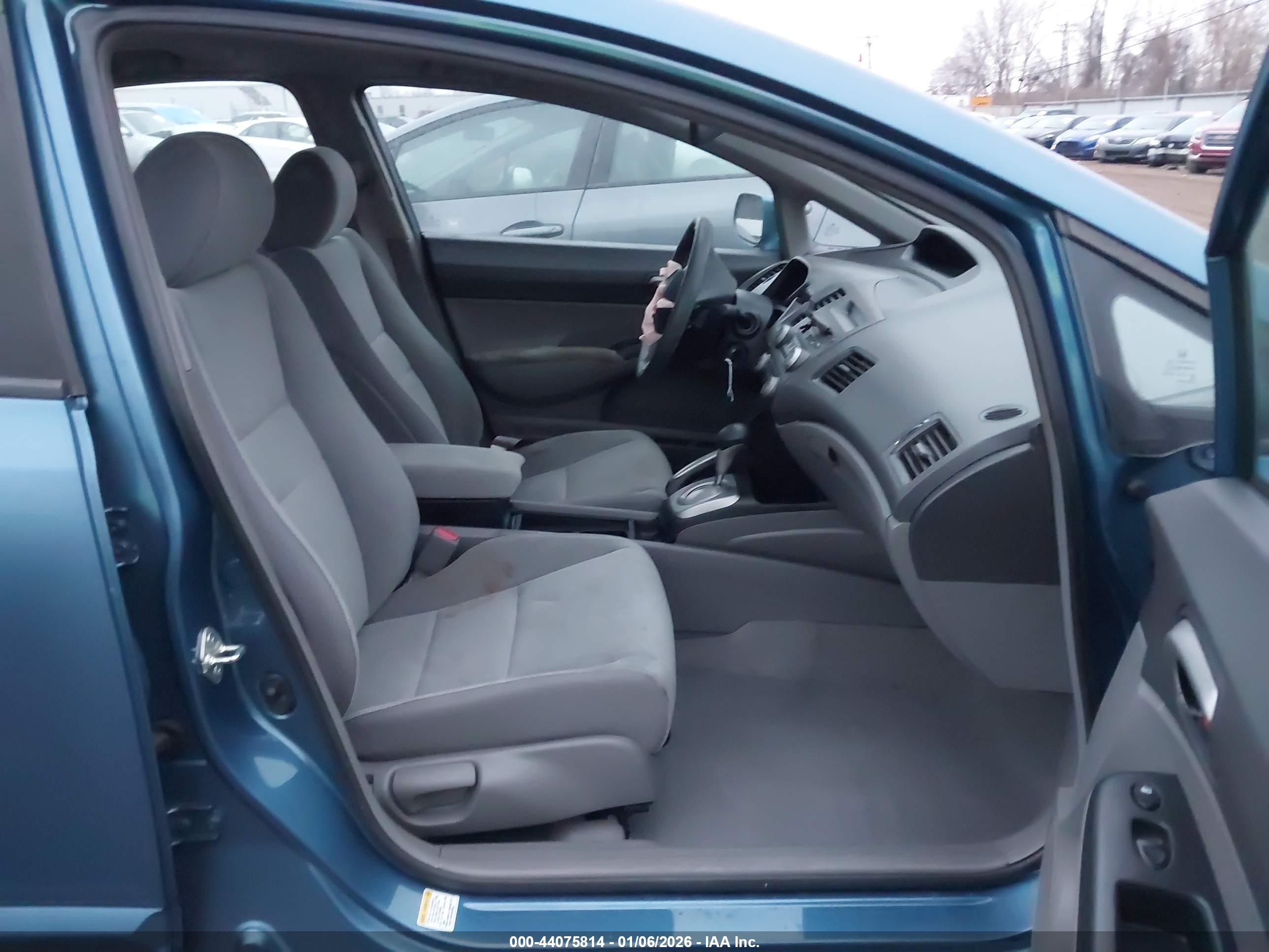 HONDA CIVIC image 5