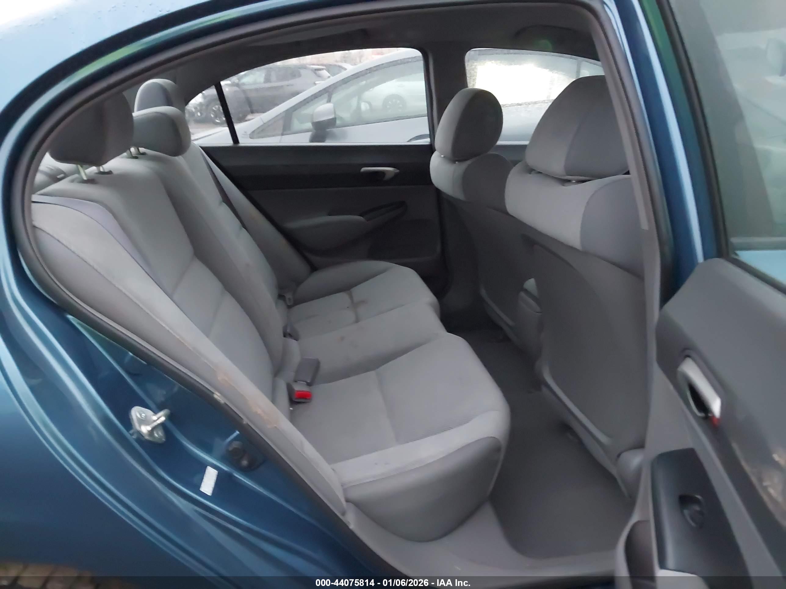 HONDA CIVIC image 8