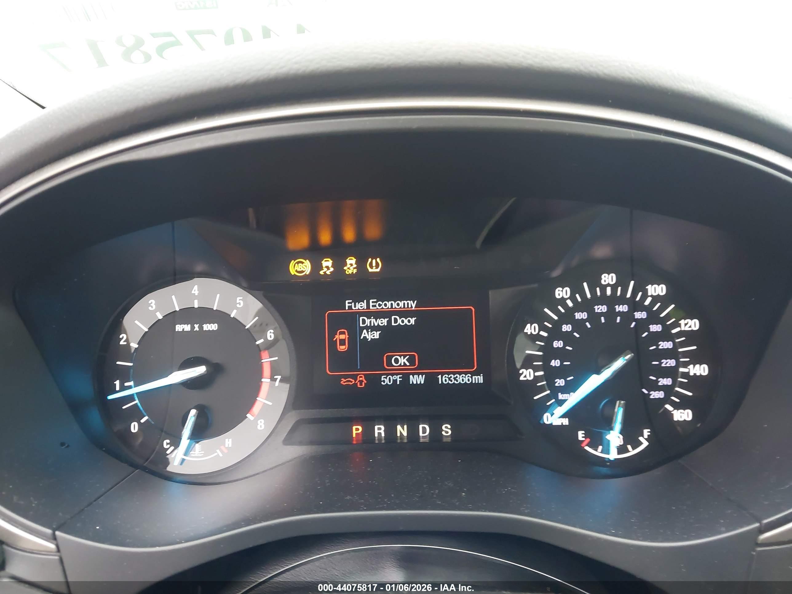 FORD FUSION image 7