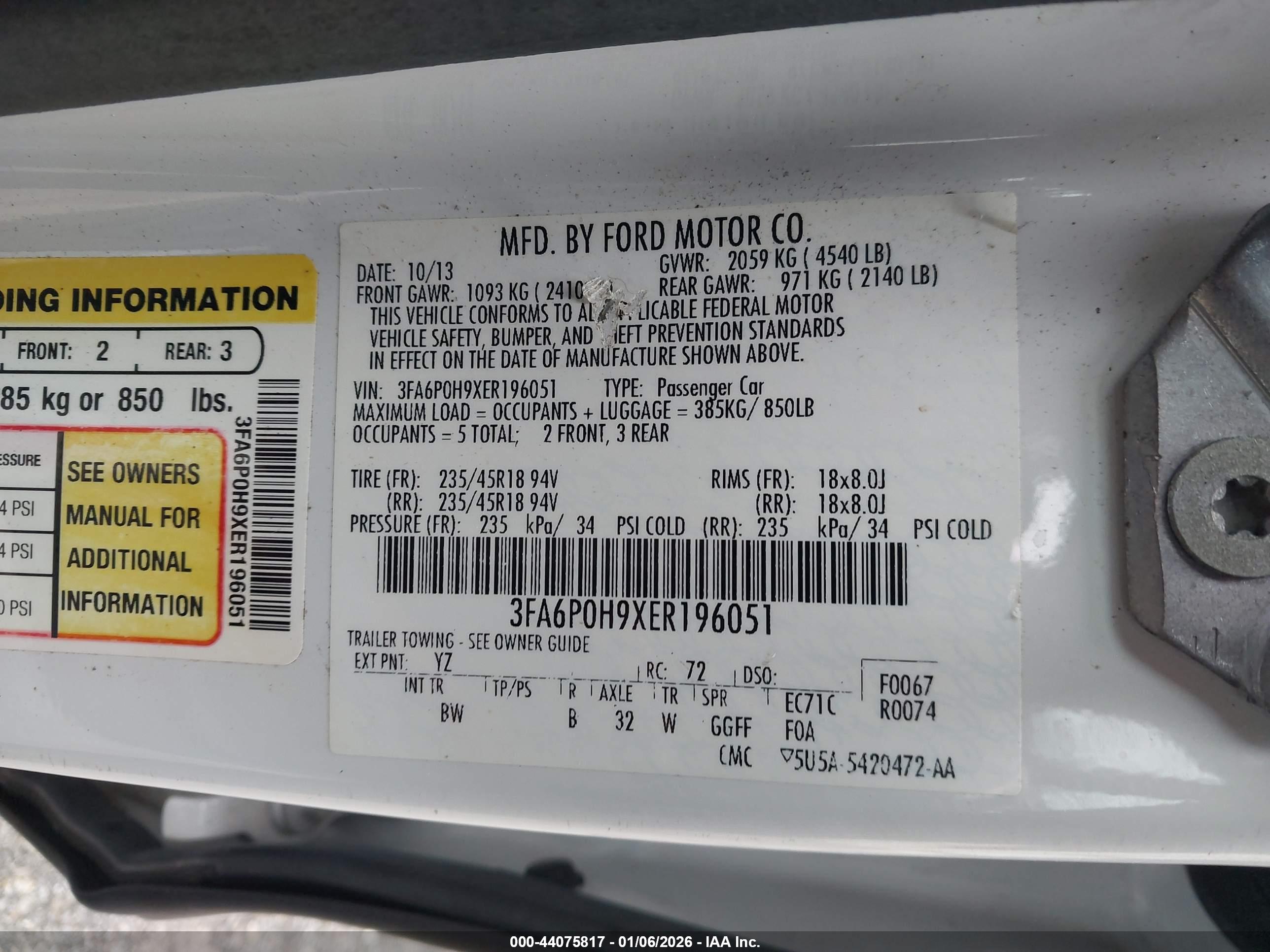 FORD FUSION image 9
