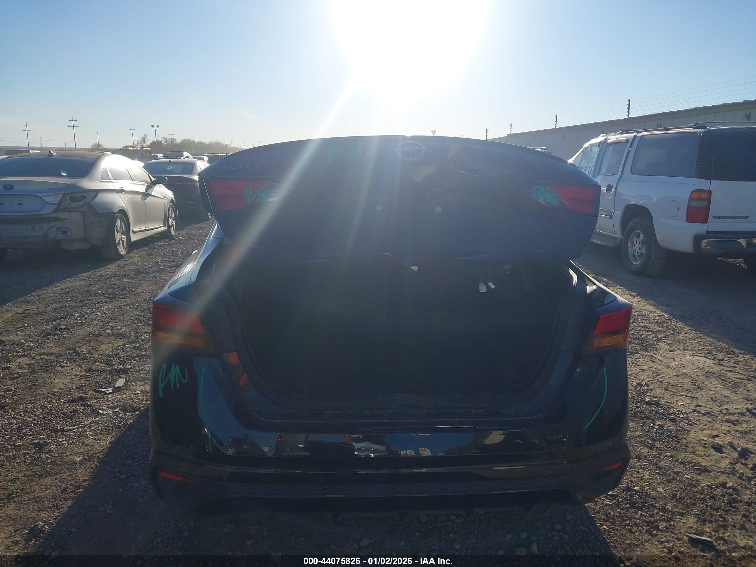 NISSAN ALTIMA image 6