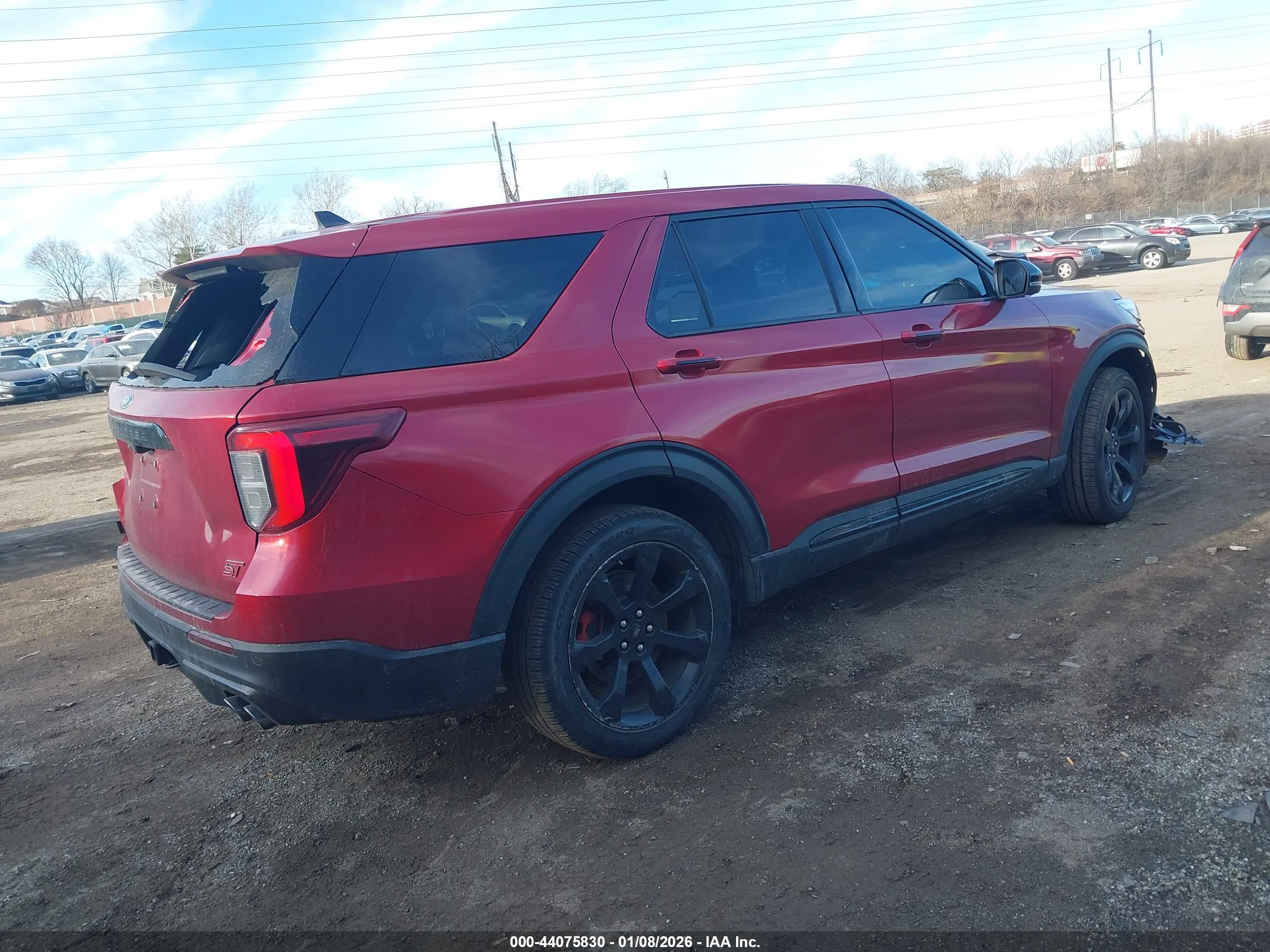 FORD EXPLORER image 4
