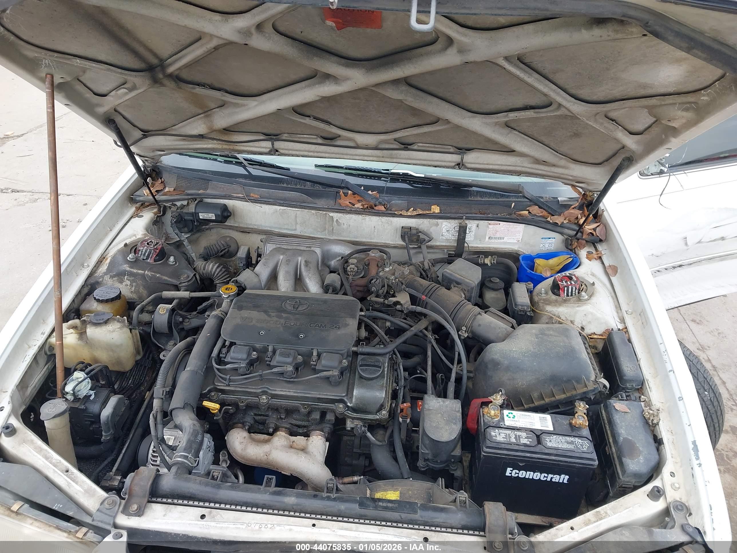 TOYOTA AVALON image 10