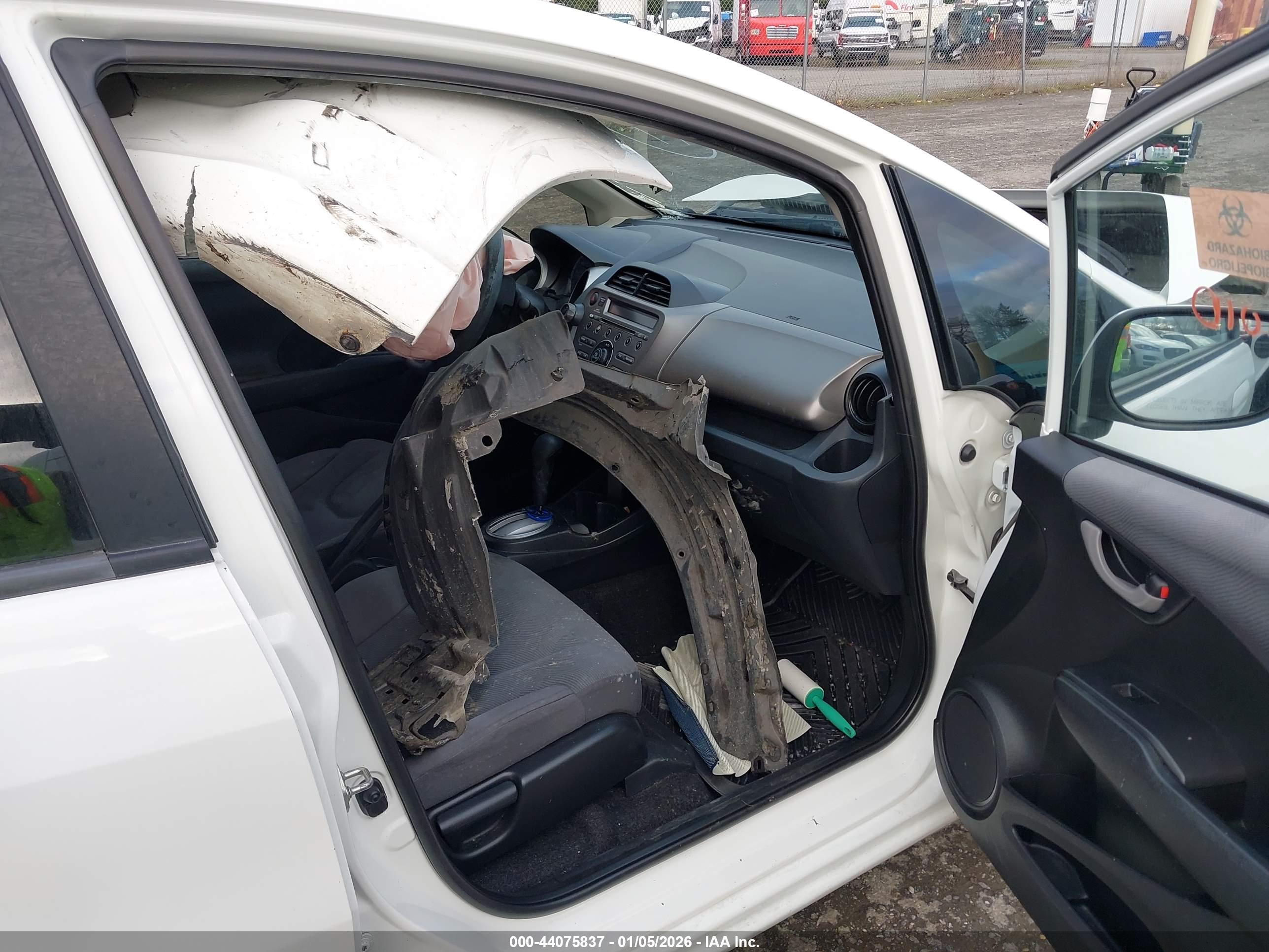 HONDA FIT image 5