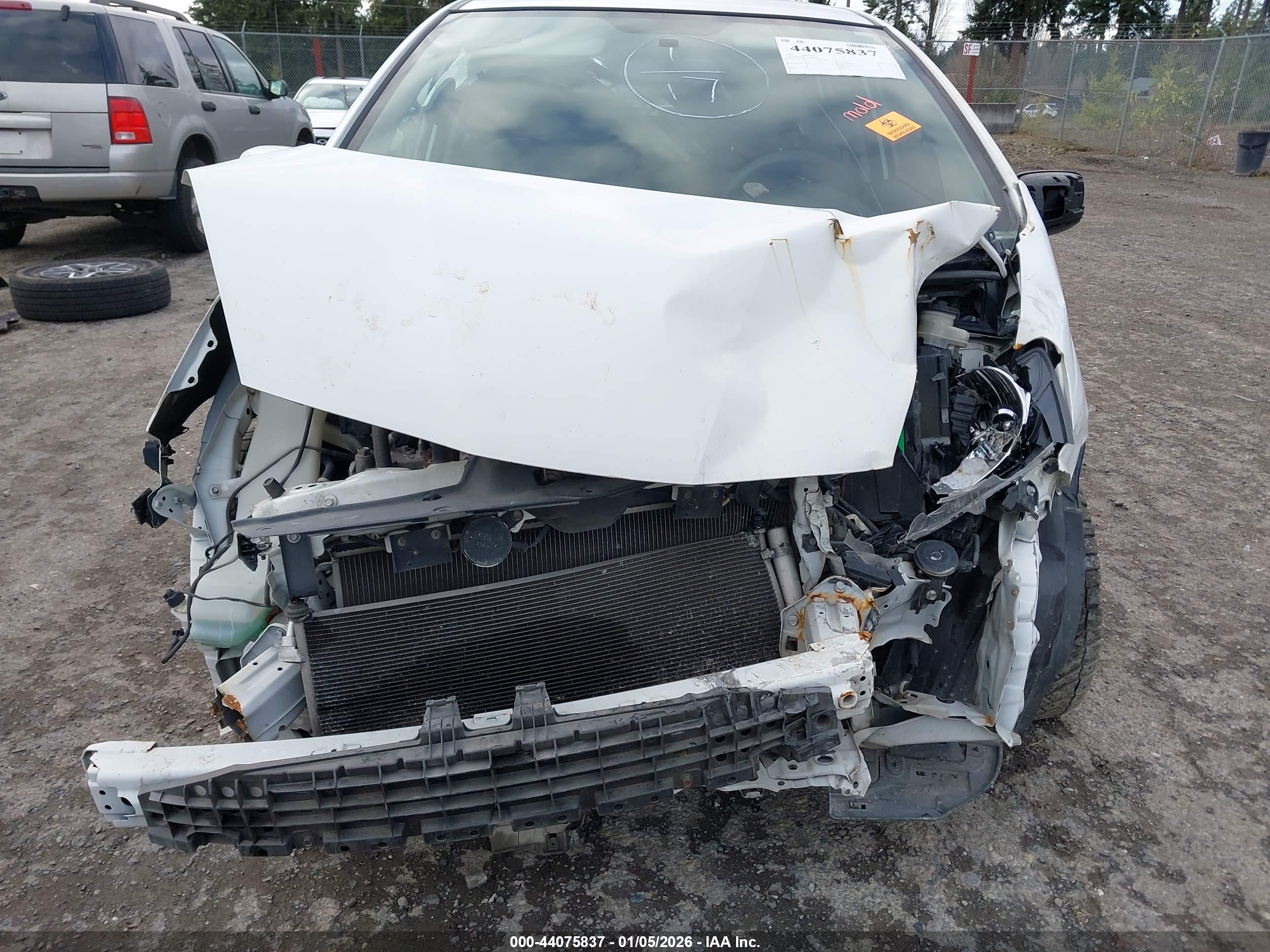 HONDA FIT image 6
