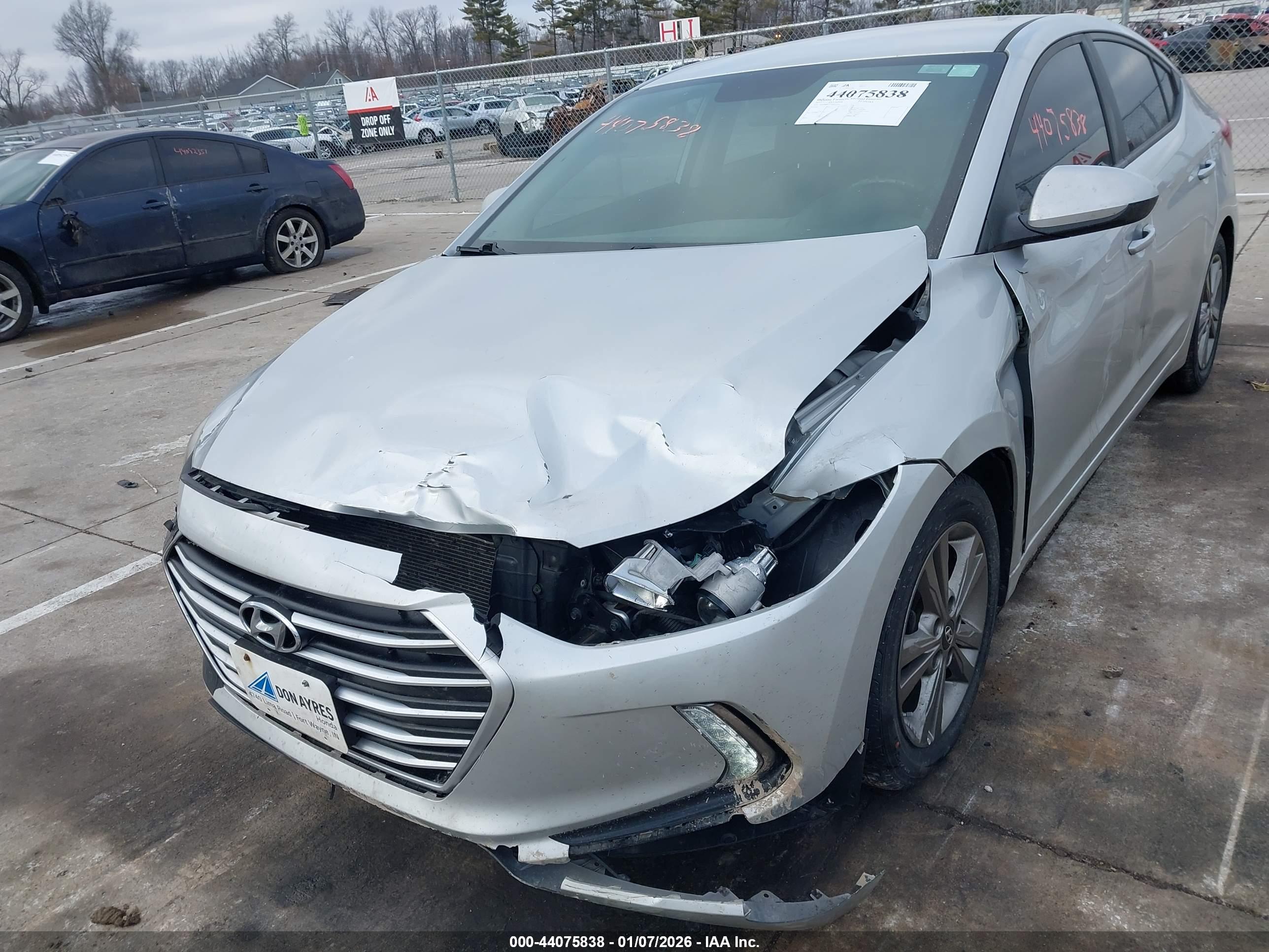 HYUNDAI ELANTRA image 6