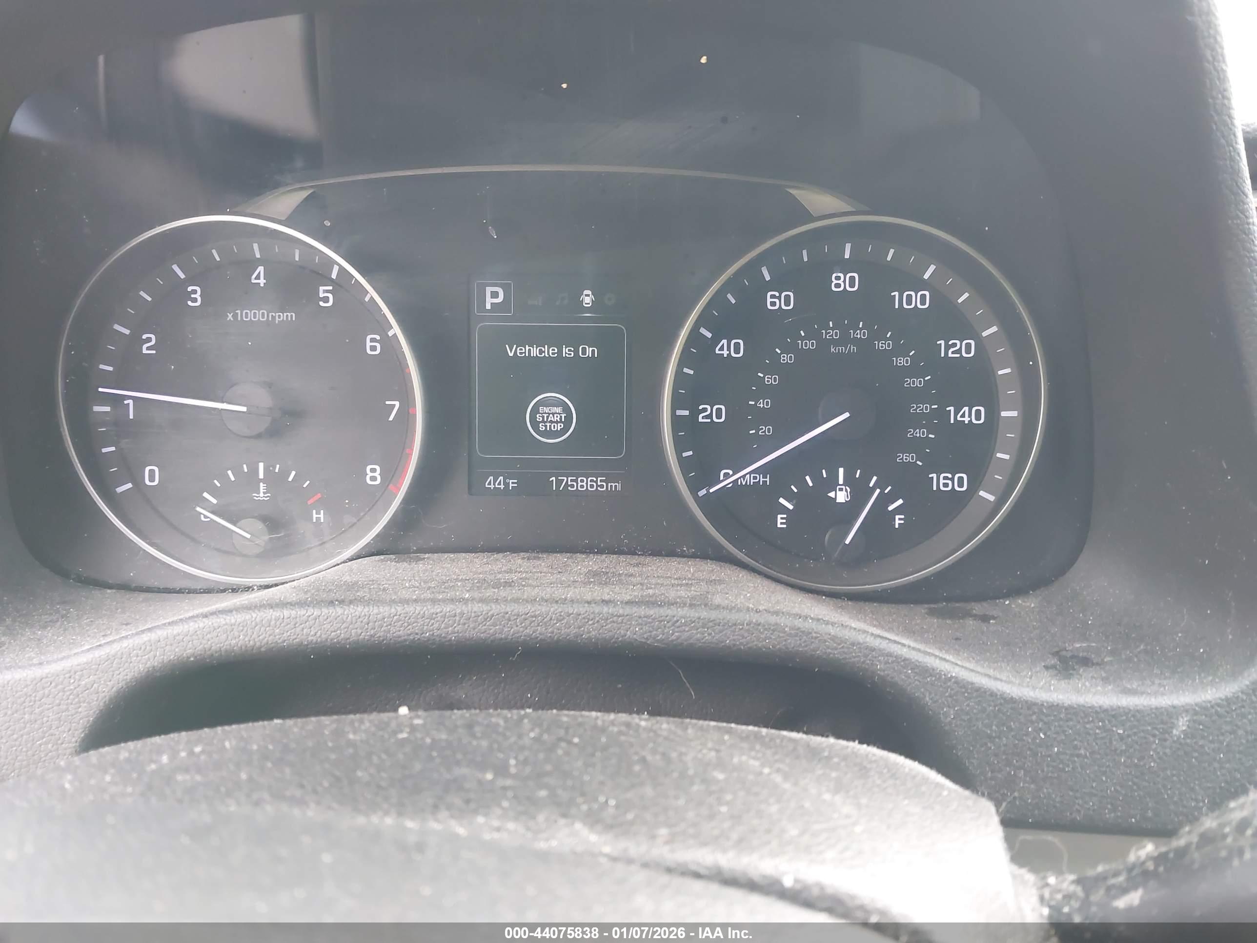 HYUNDAI ELANTRA image 7