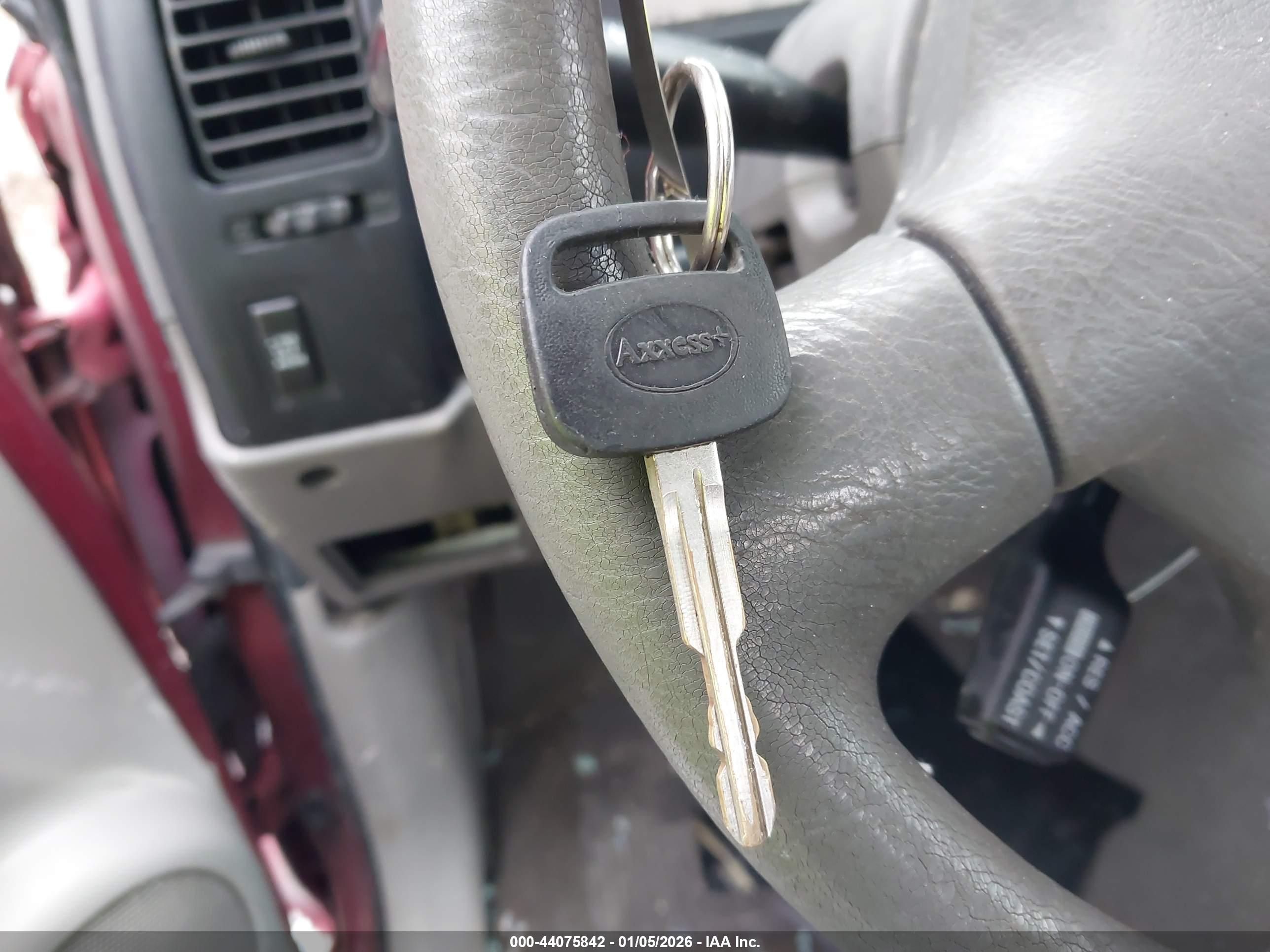 TOYOTA TACOMA image 11