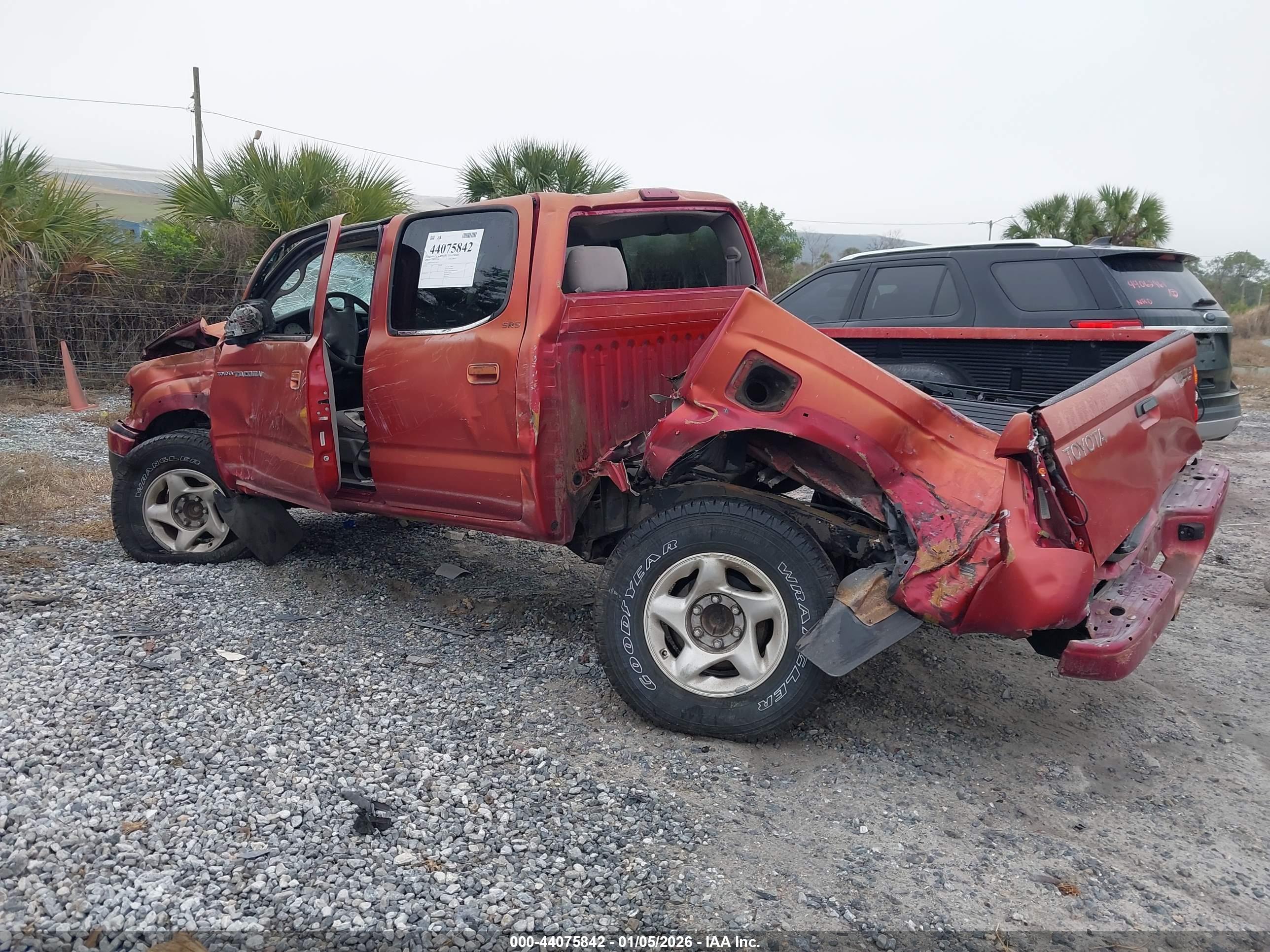 TOYOTA TACOMA image 3