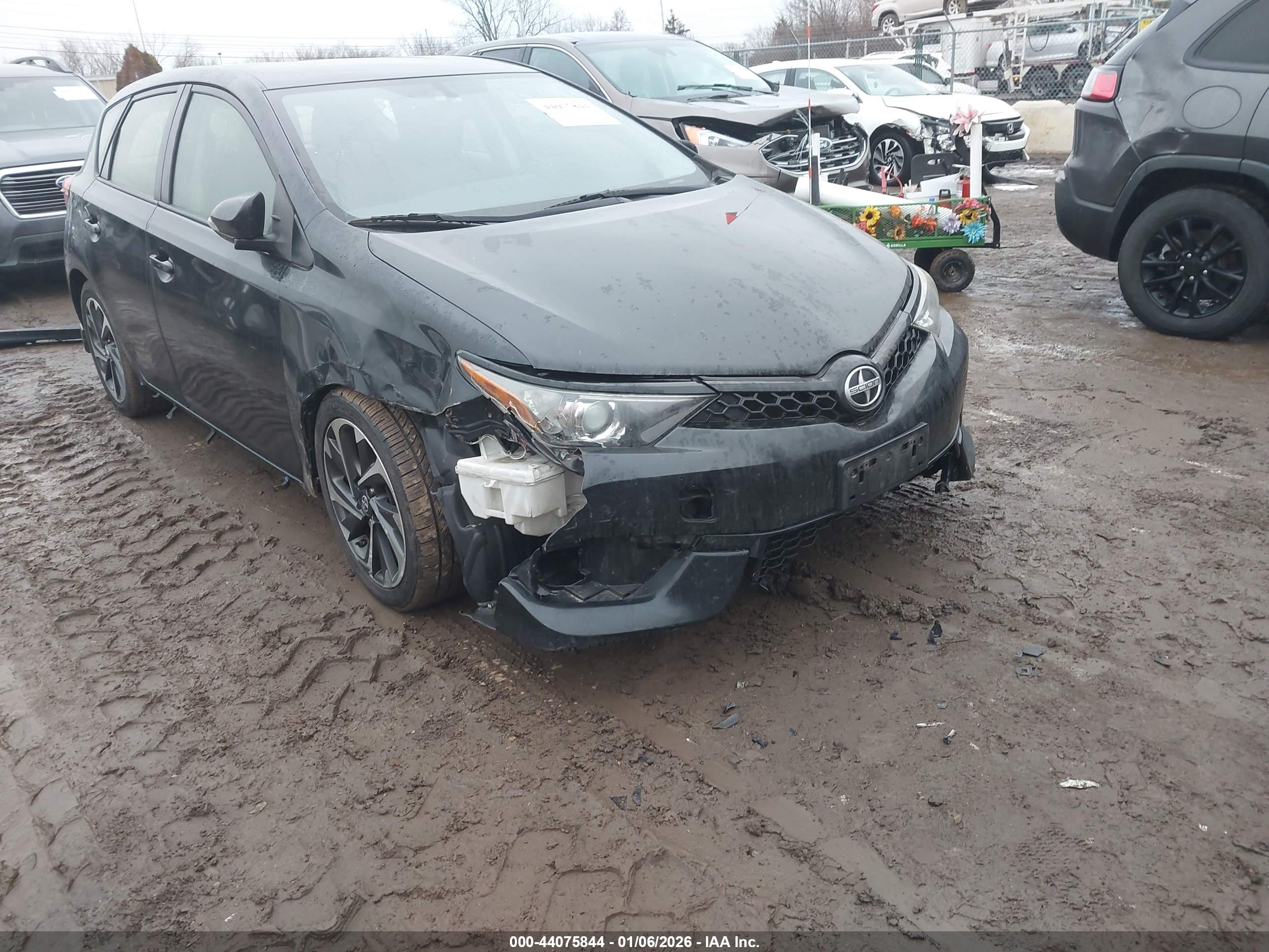 SCION IM image 6