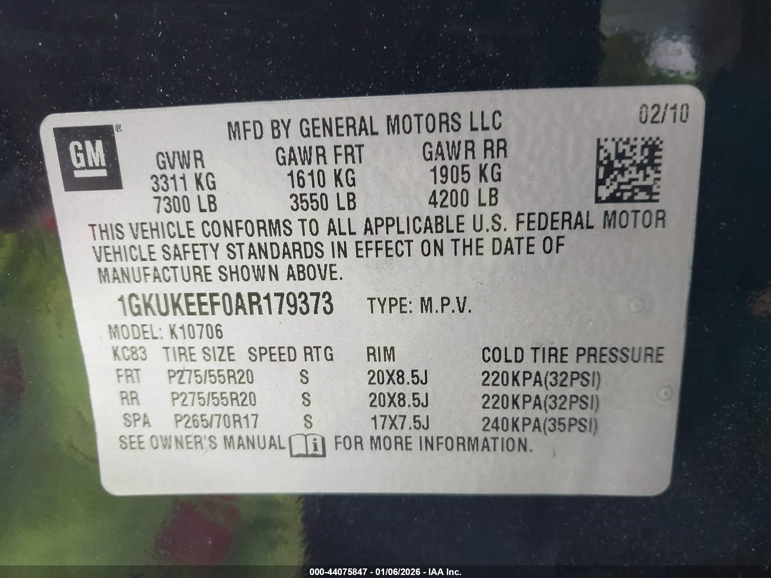 GMC YUKON image 9