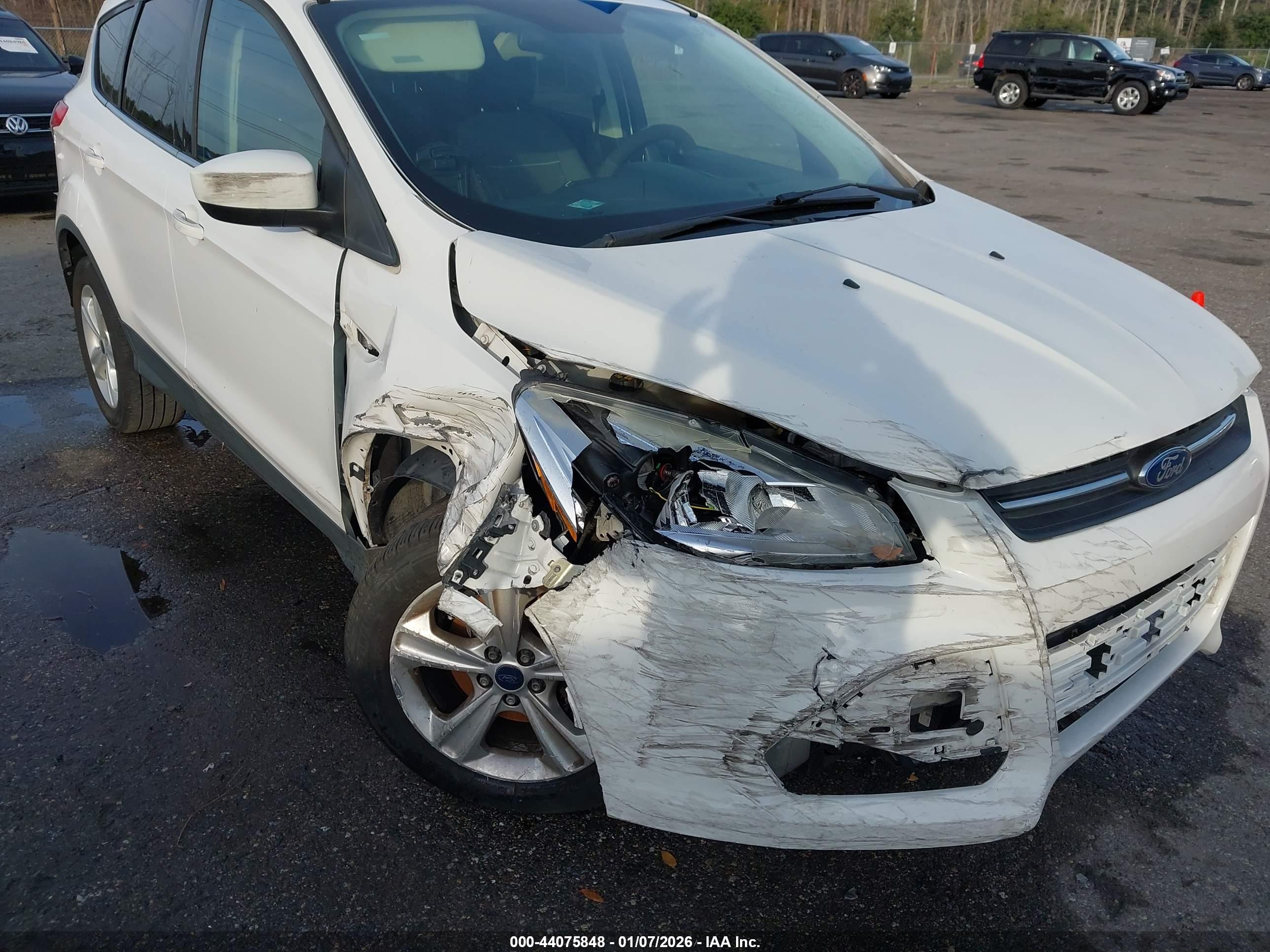 FORD ESCAPE image 6