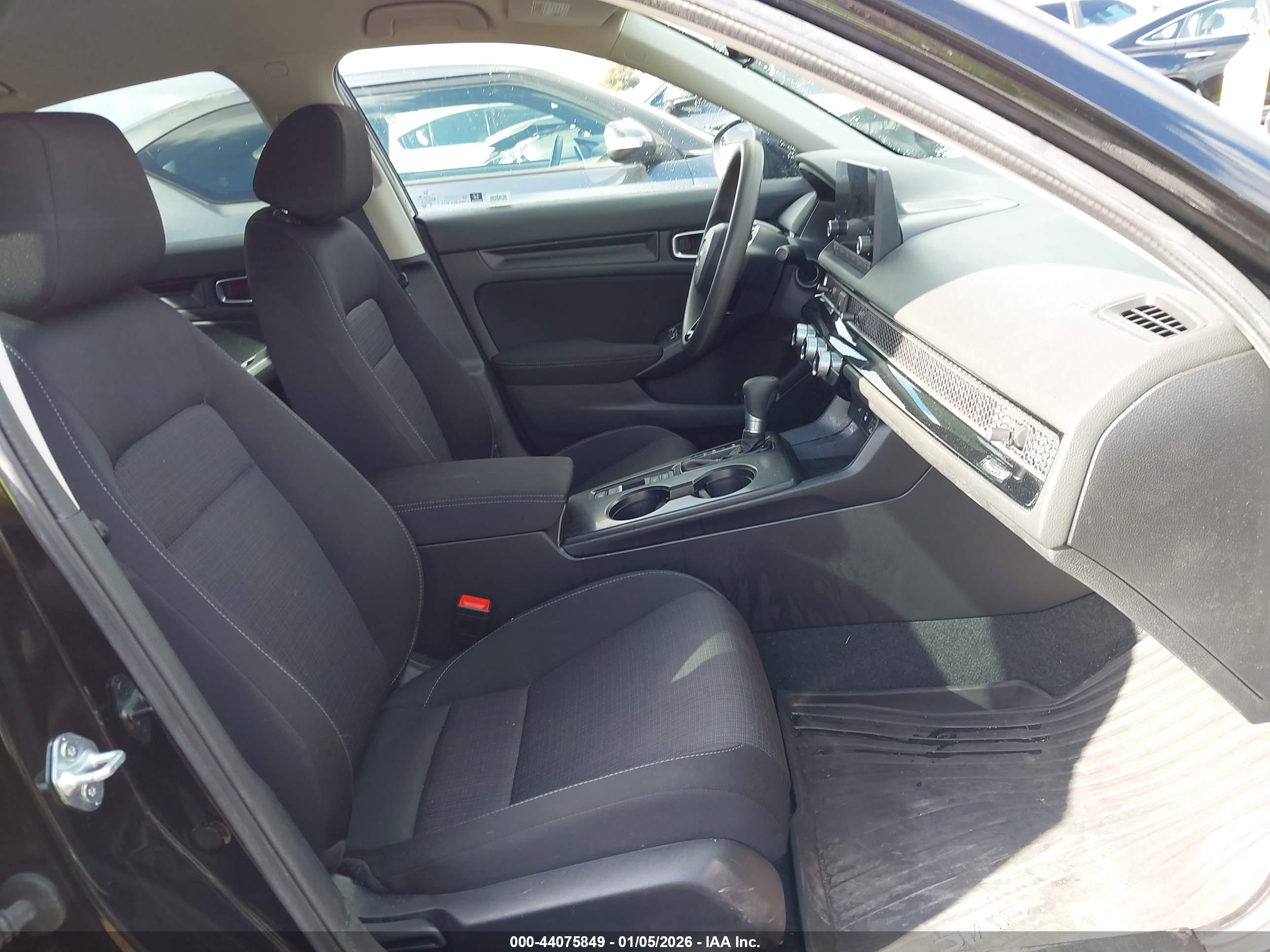 HONDA CIVIC image 5