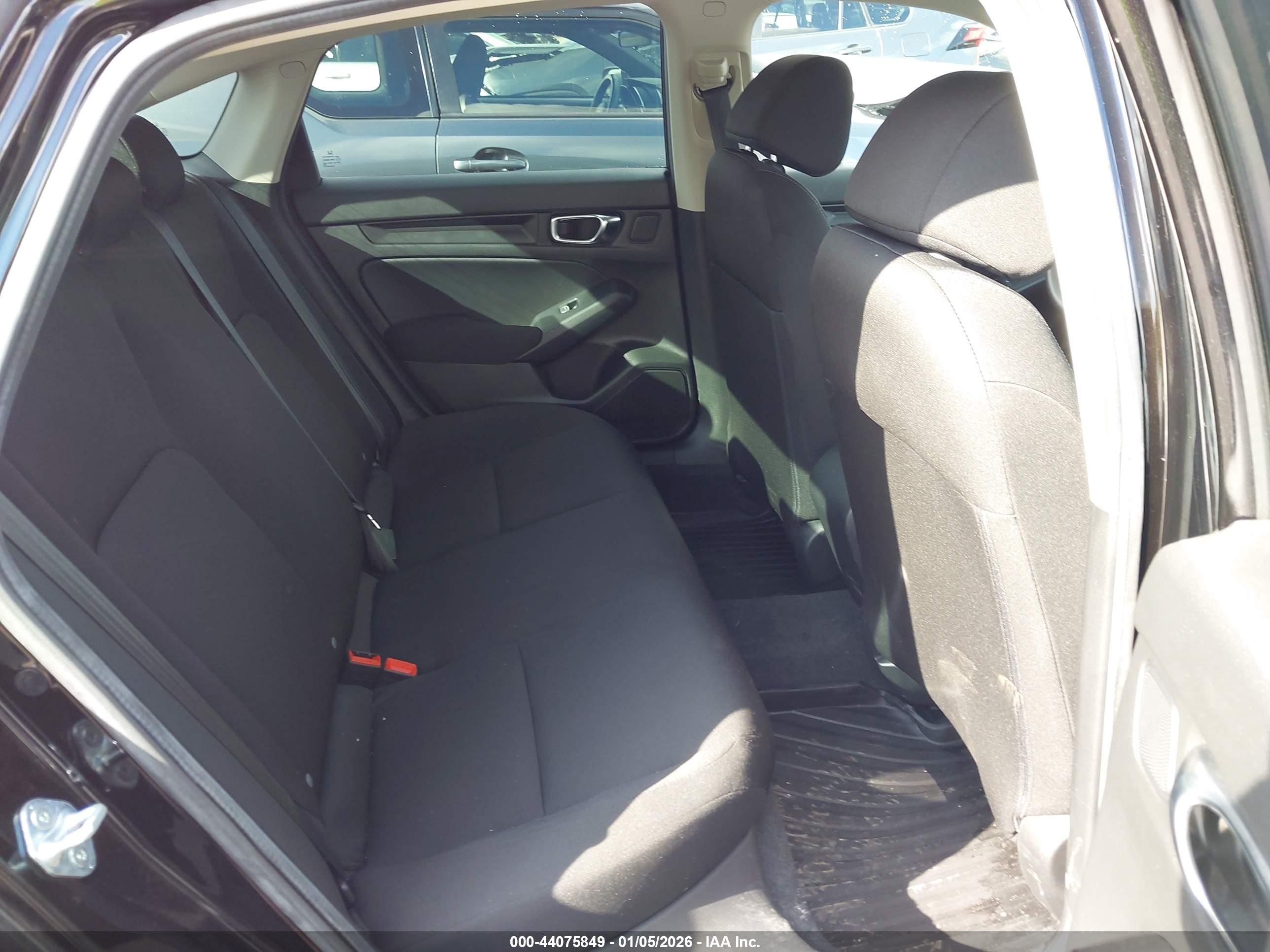 HONDA CIVIC image 8