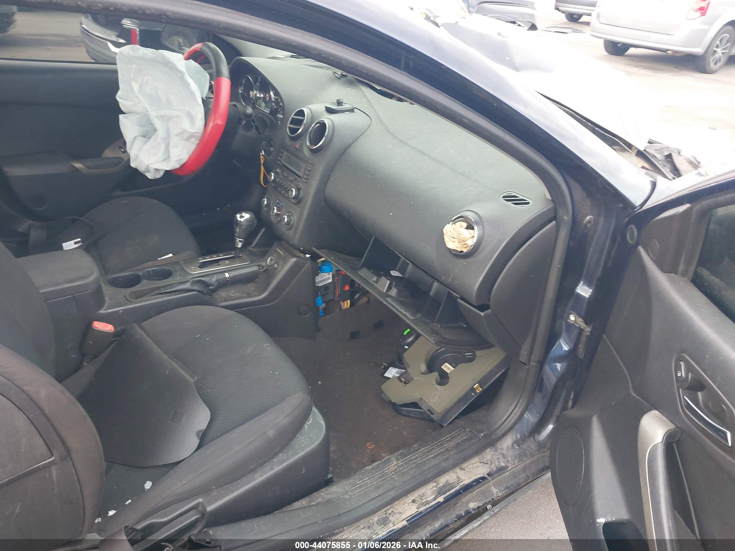 PONTIAC G6 image 5