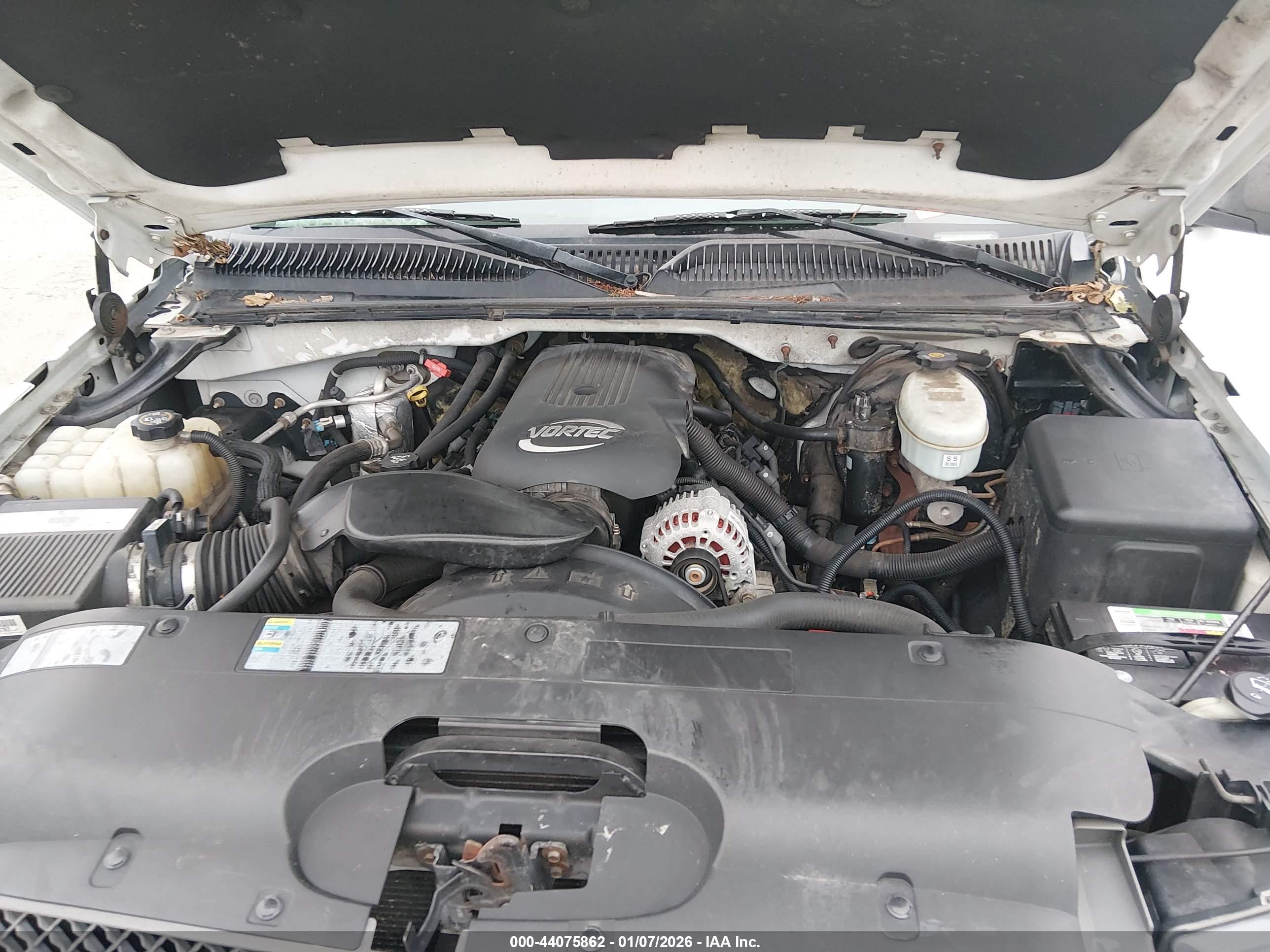 CHEVROLET SILVERADO image 10