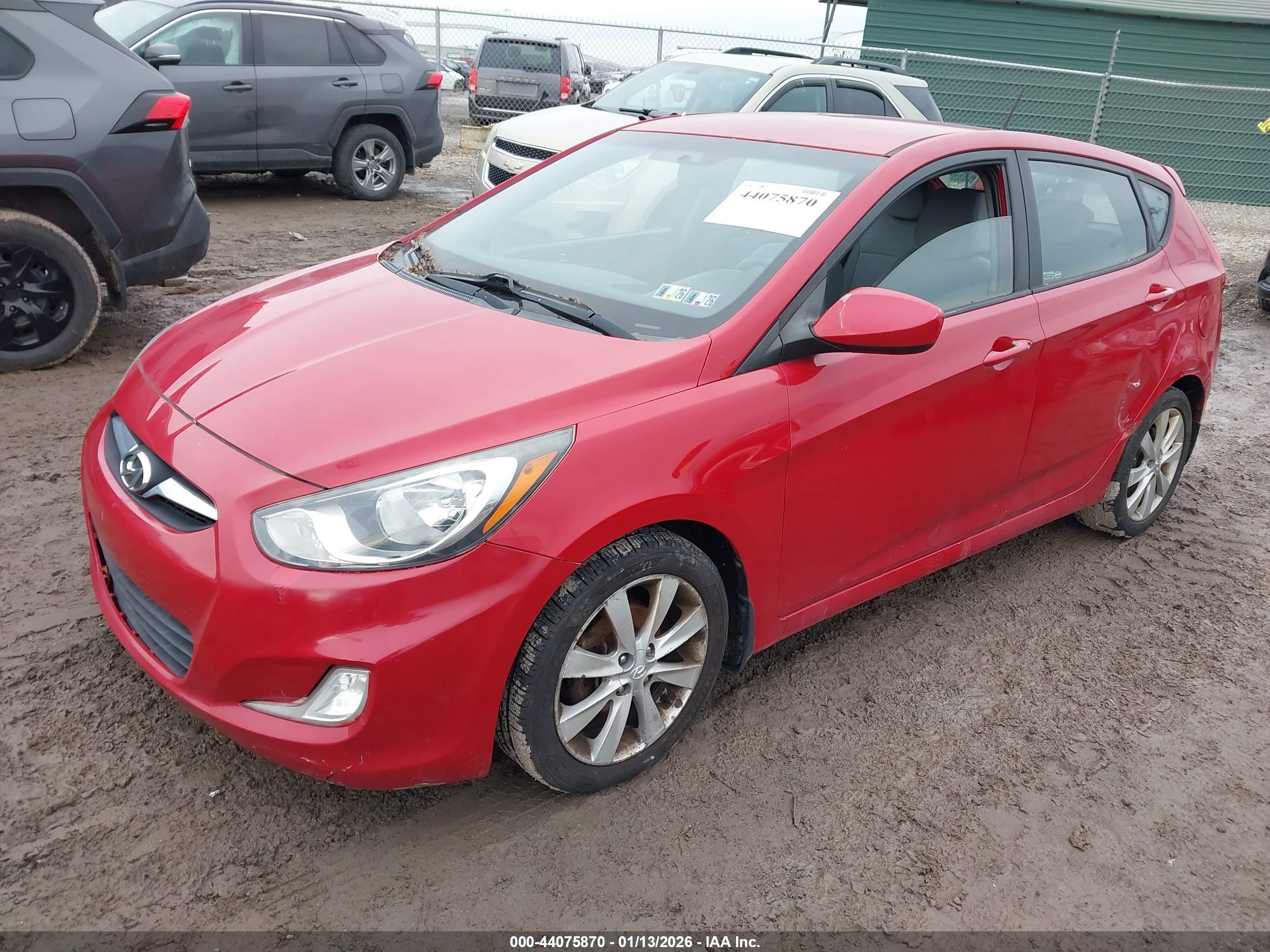 HYUNDAI ACCENT image 2