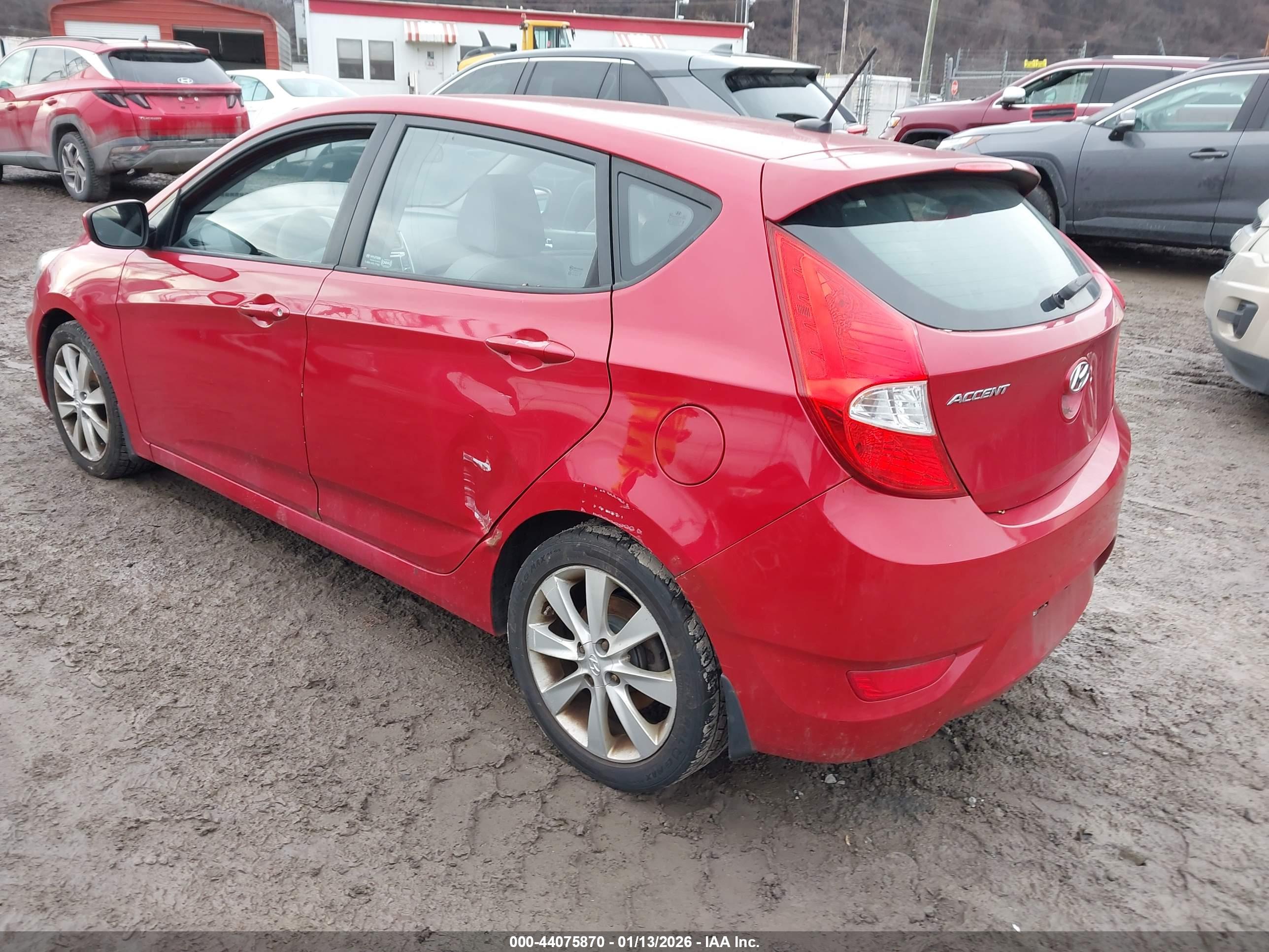 HYUNDAI ACCENT image 3