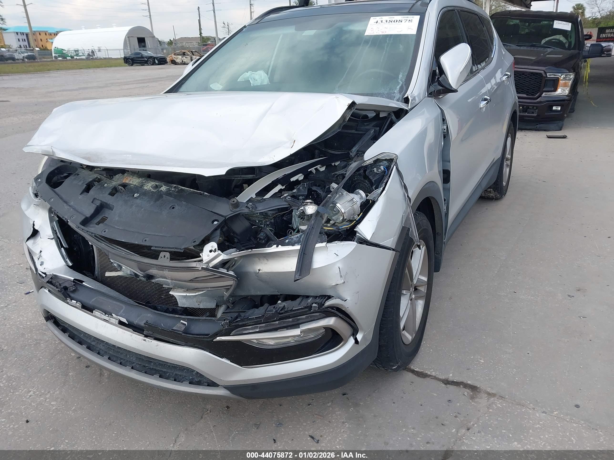 HYUNDAI SANTA image 6