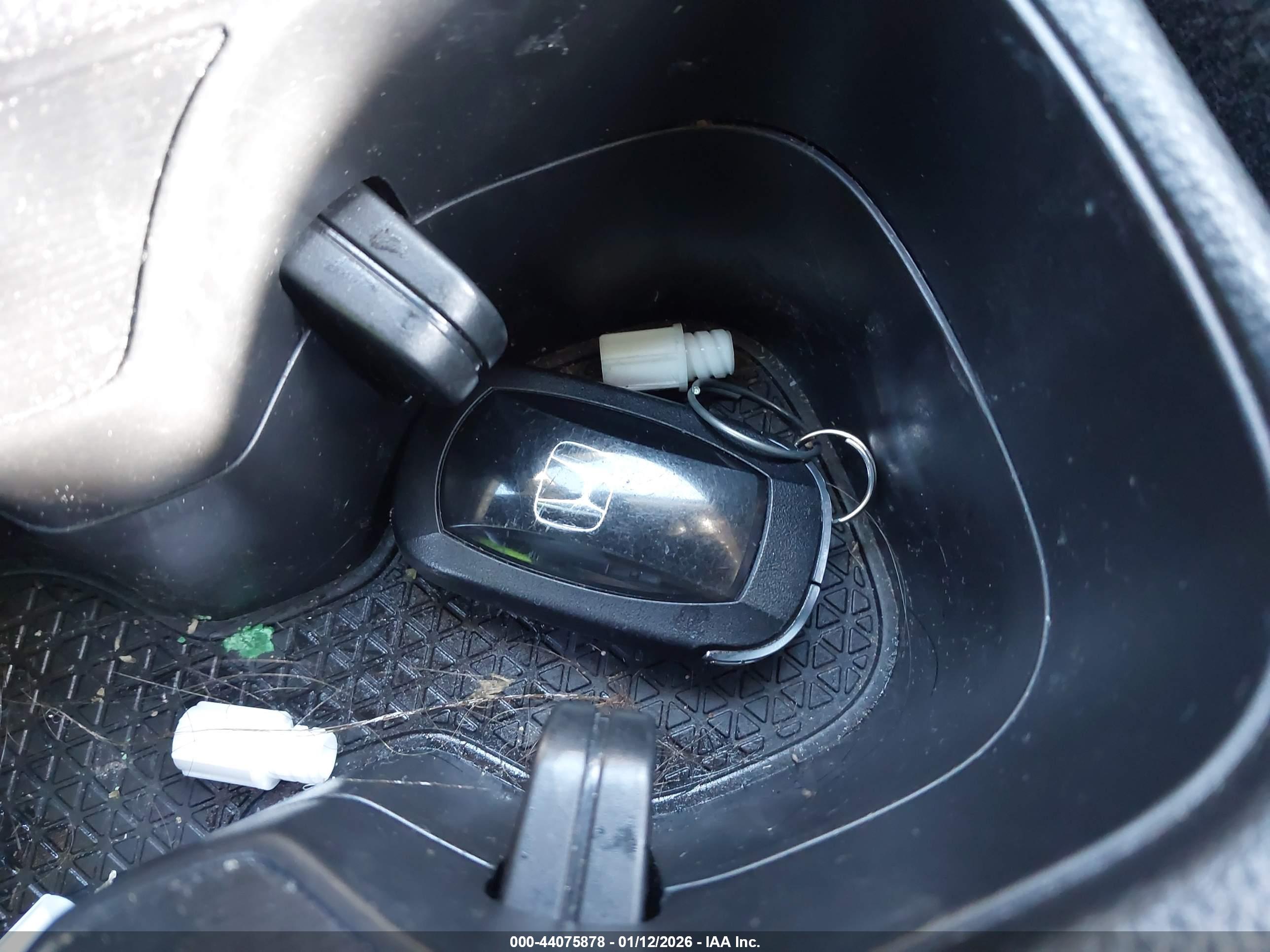 HONDA CR-V image 11