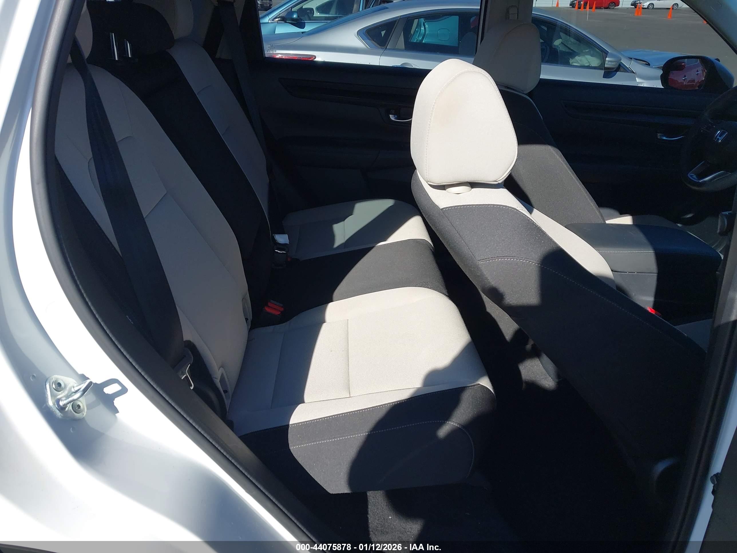 HONDA CR-V image 8