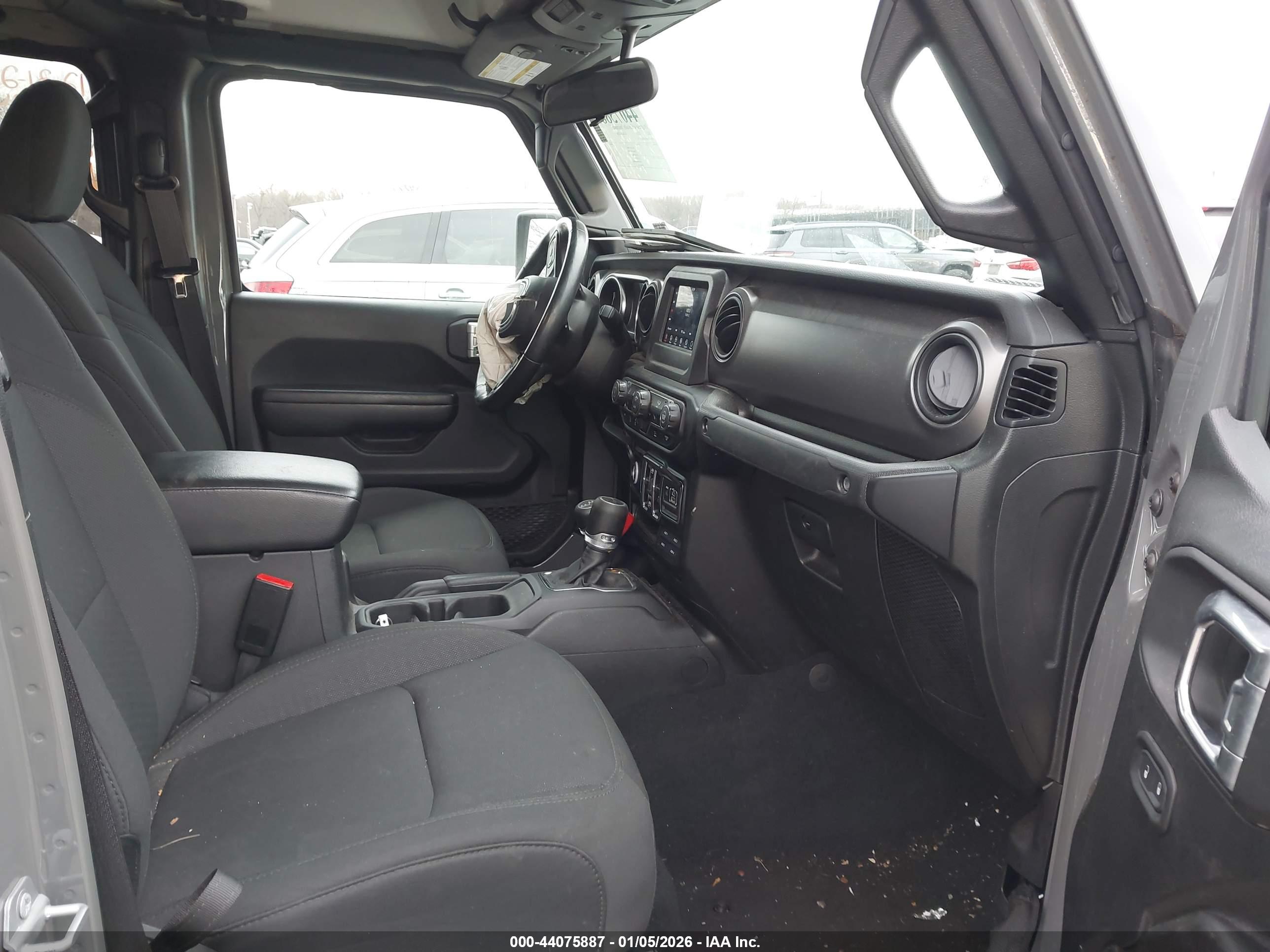 JEEP GLADIATOR image 5