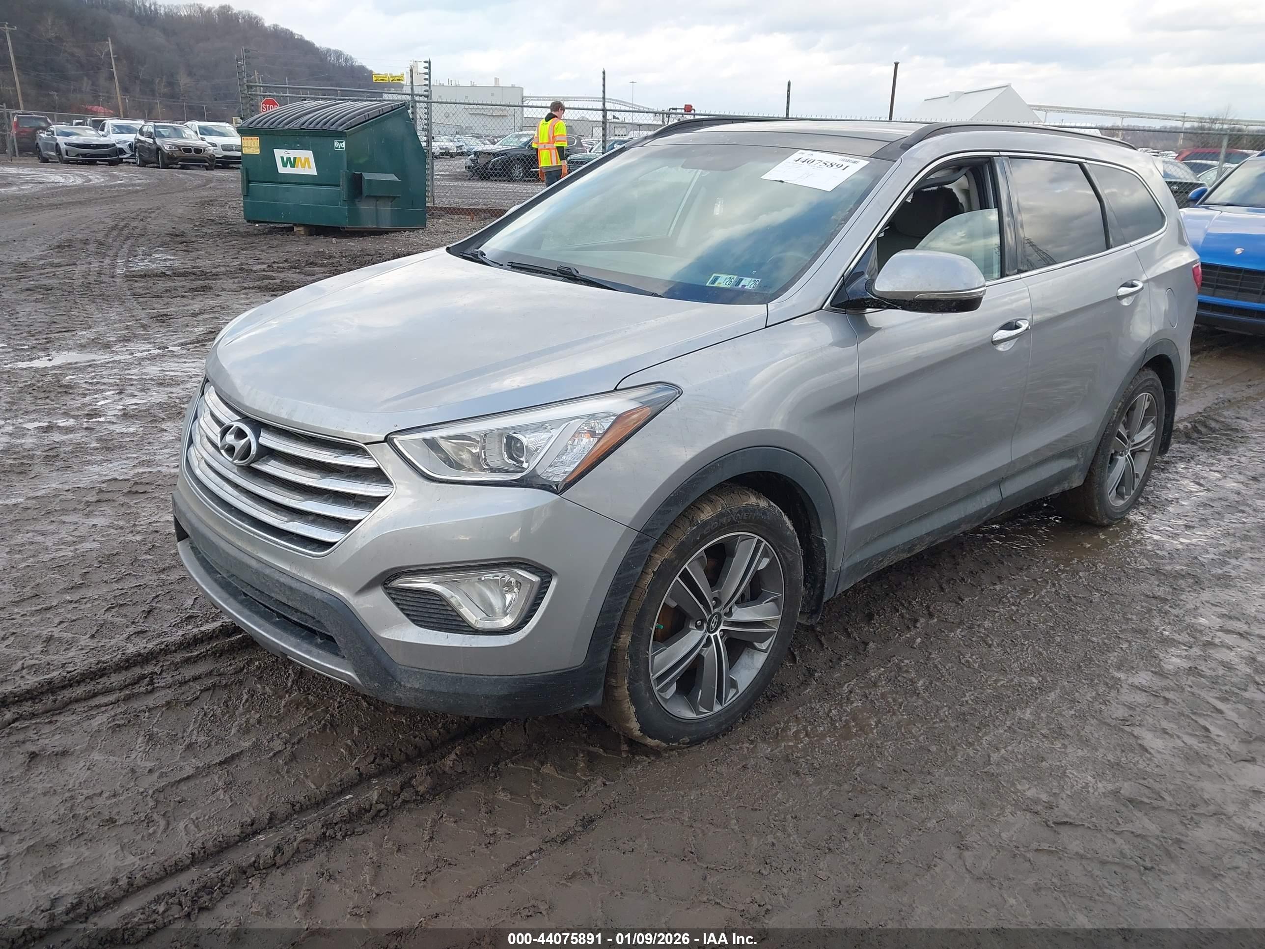HYUNDAI SANTA image 2