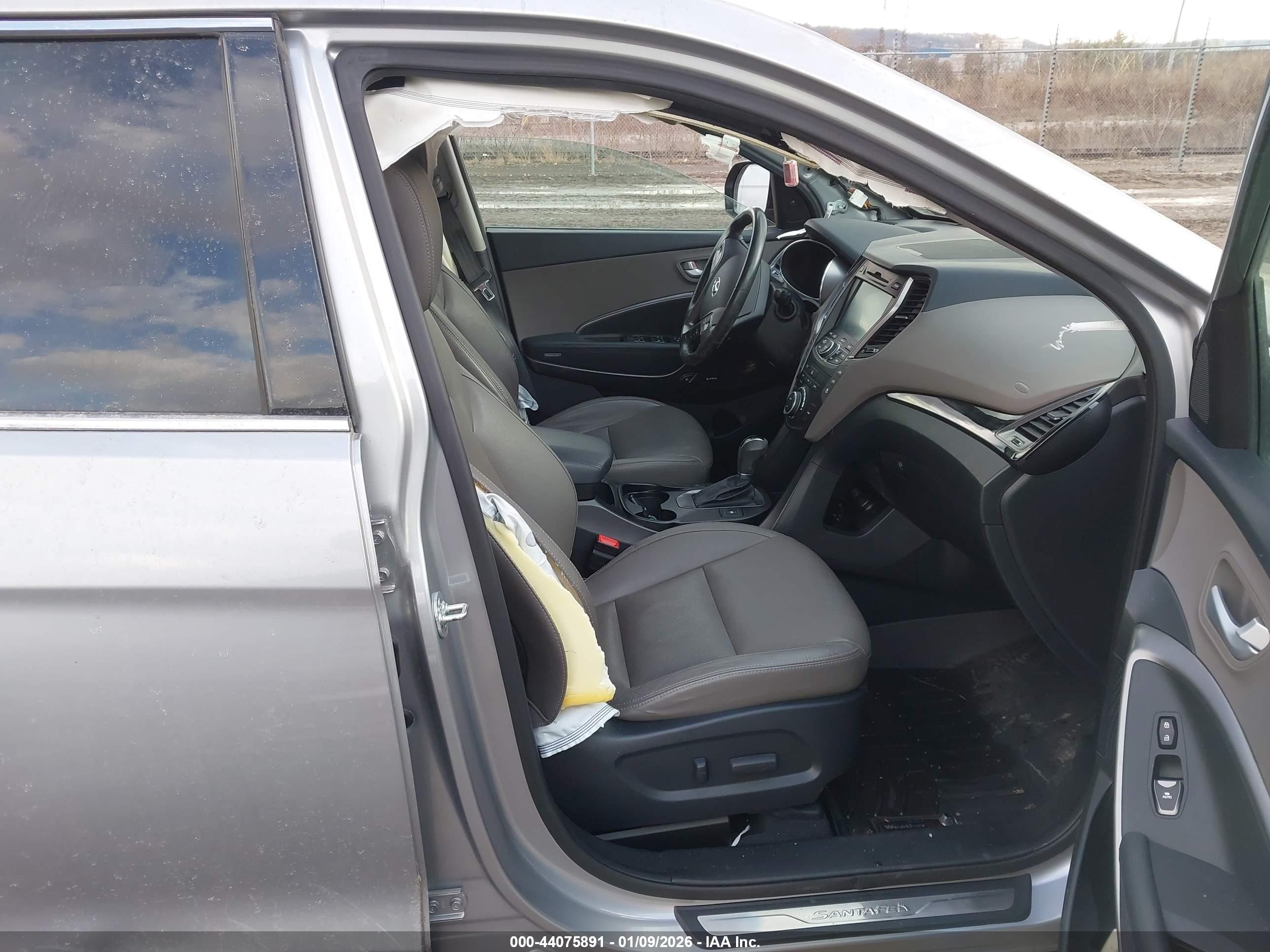 HYUNDAI SANTA image 5