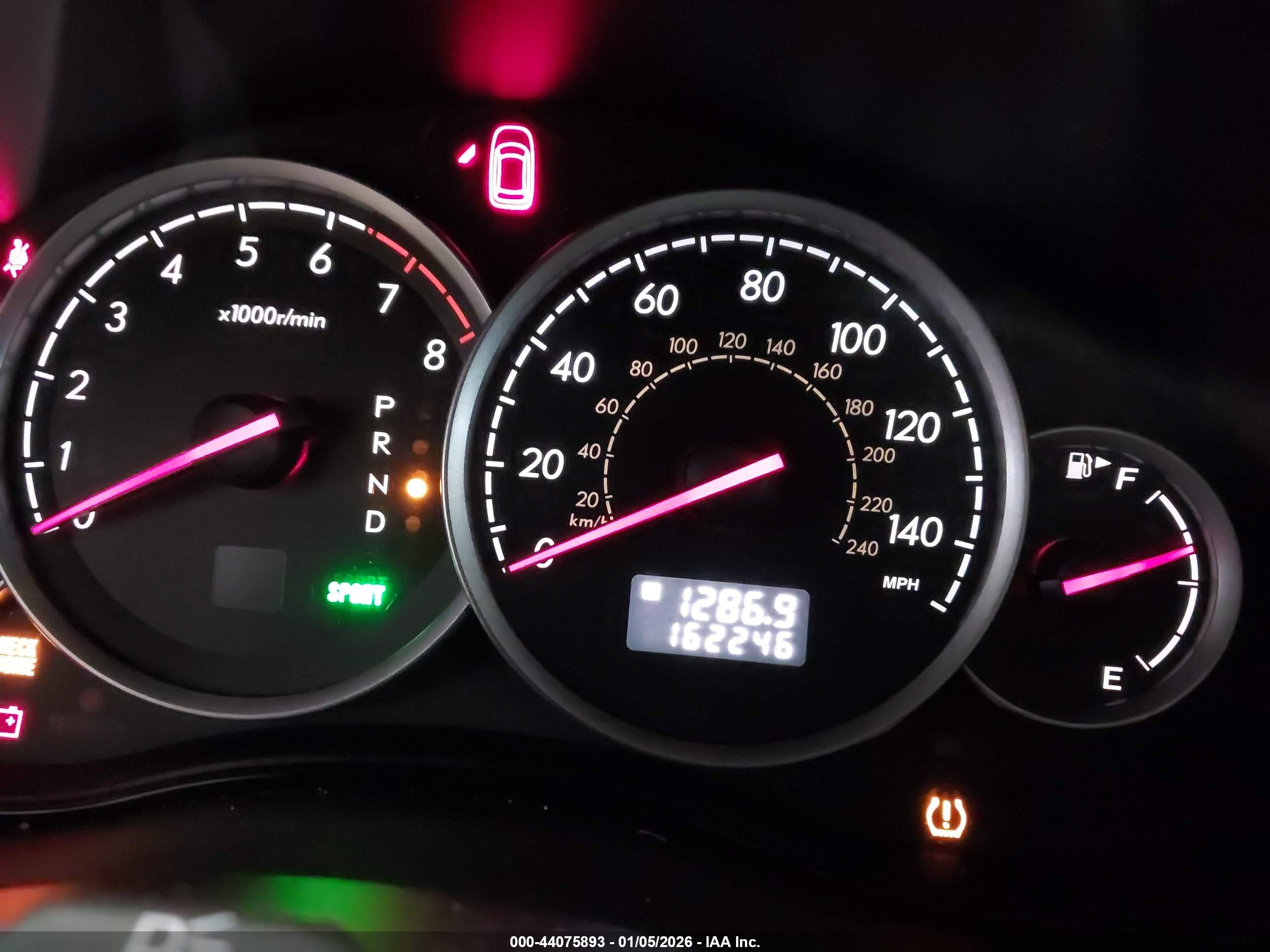 SUBARU OUTBACK image 7