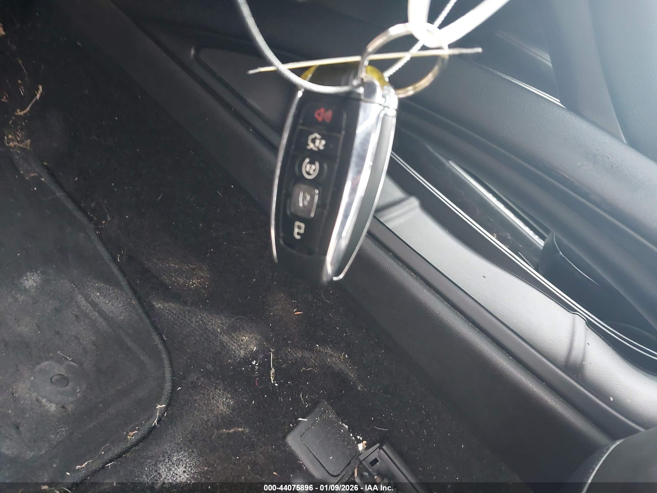 LINCOLN MKZ image 11