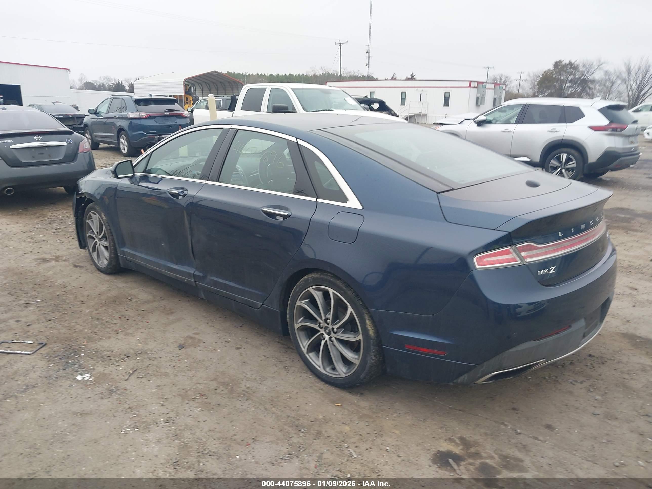 LINCOLN MKZ image 3