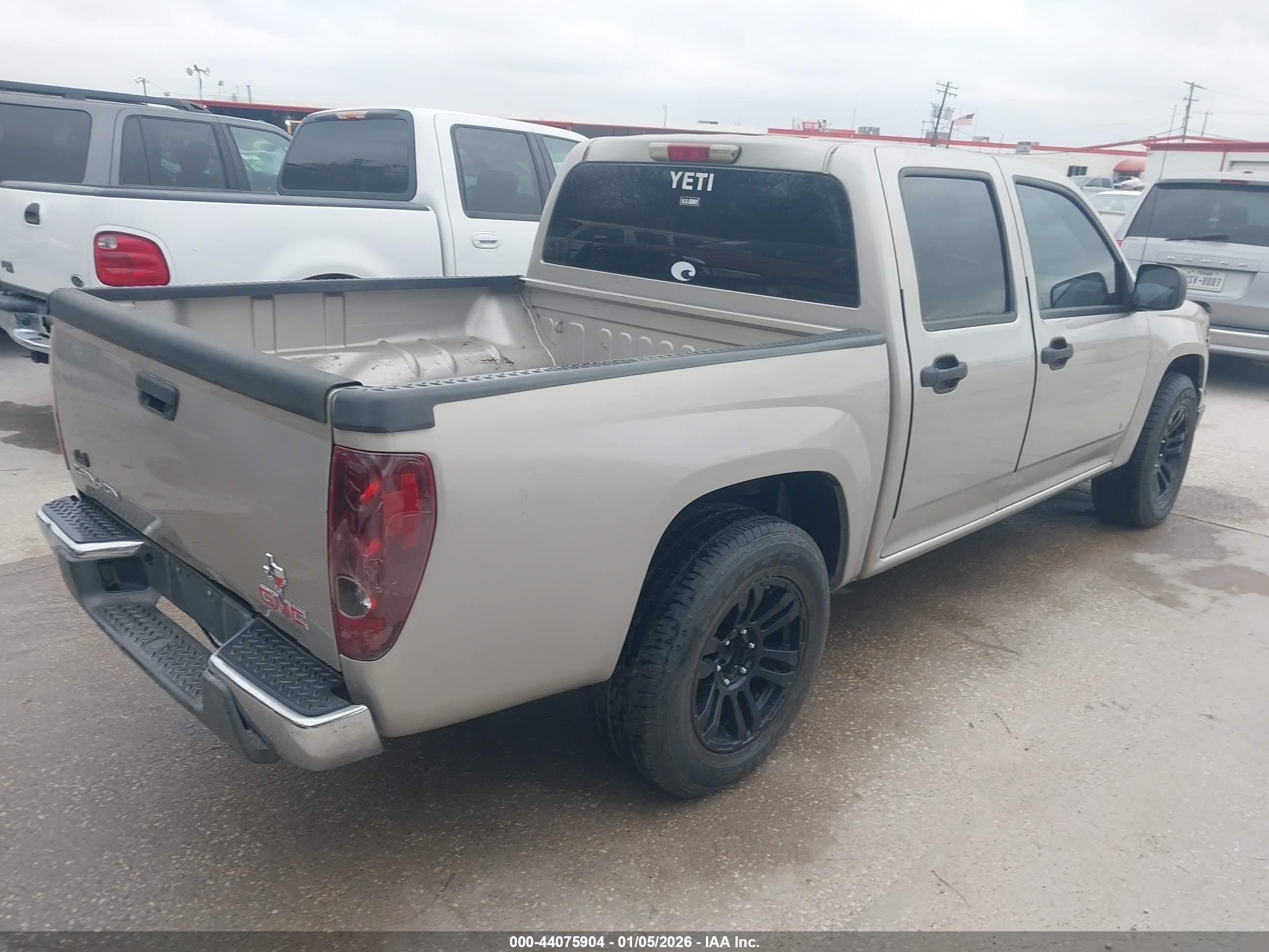 GMC CANYON image 4