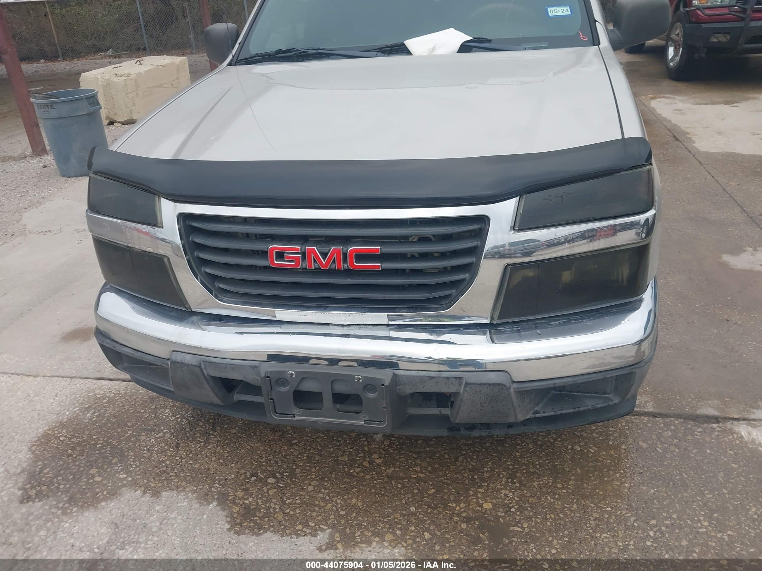 GMC CANYON image 6