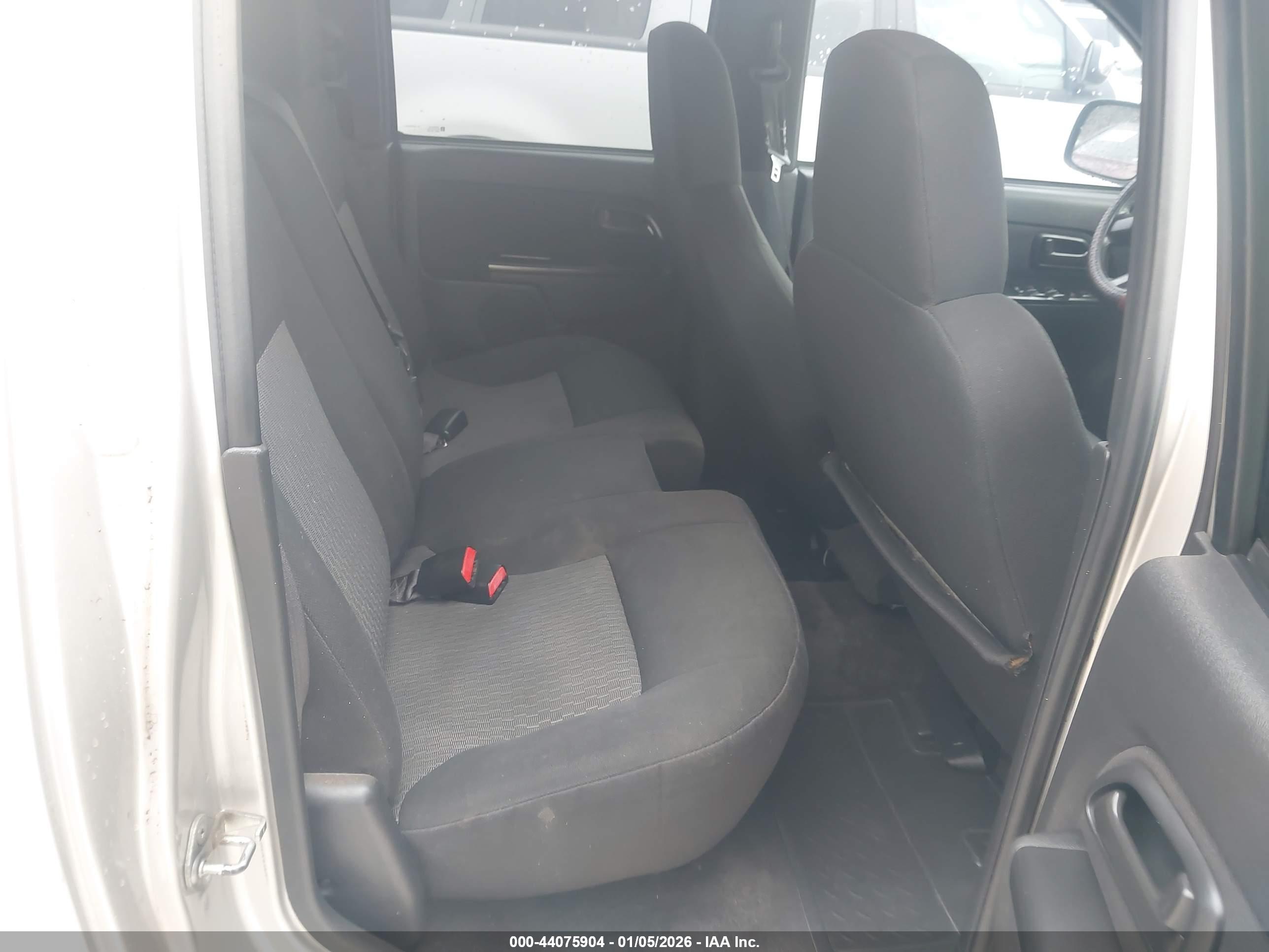 GMC CANYON image 8