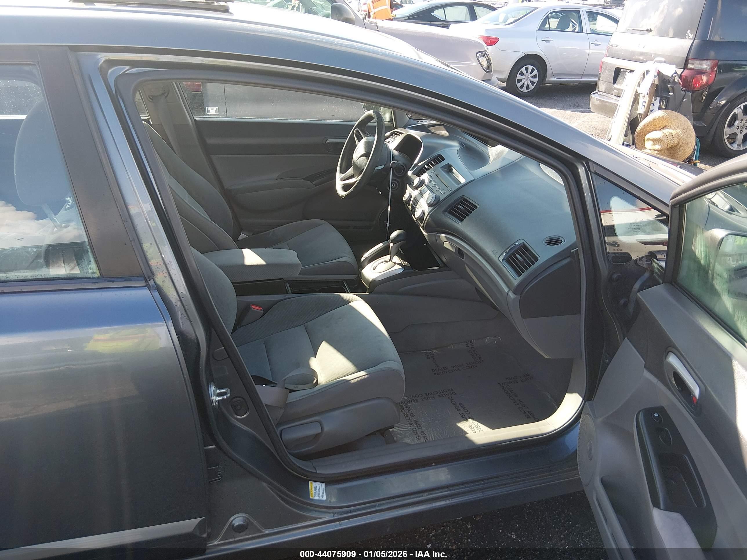 HONDA CIVIC image 5