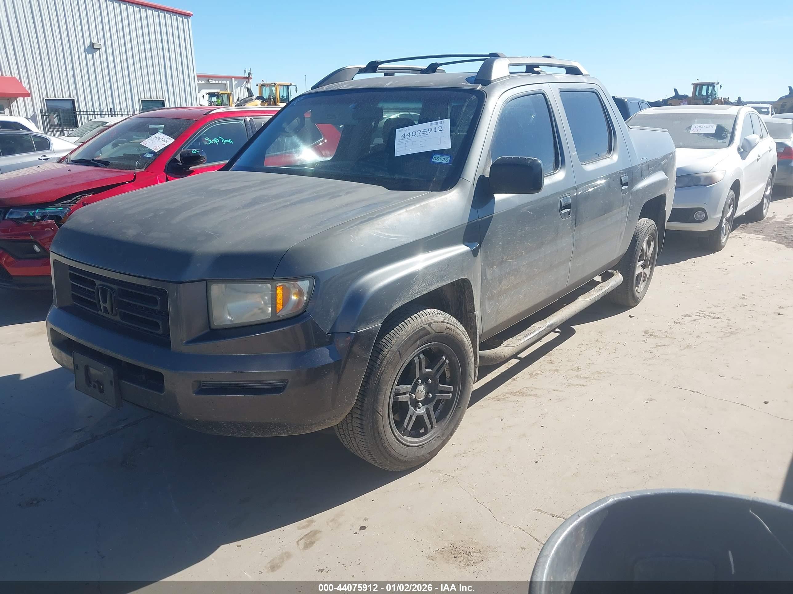 HONDA RIDGELINE image 2