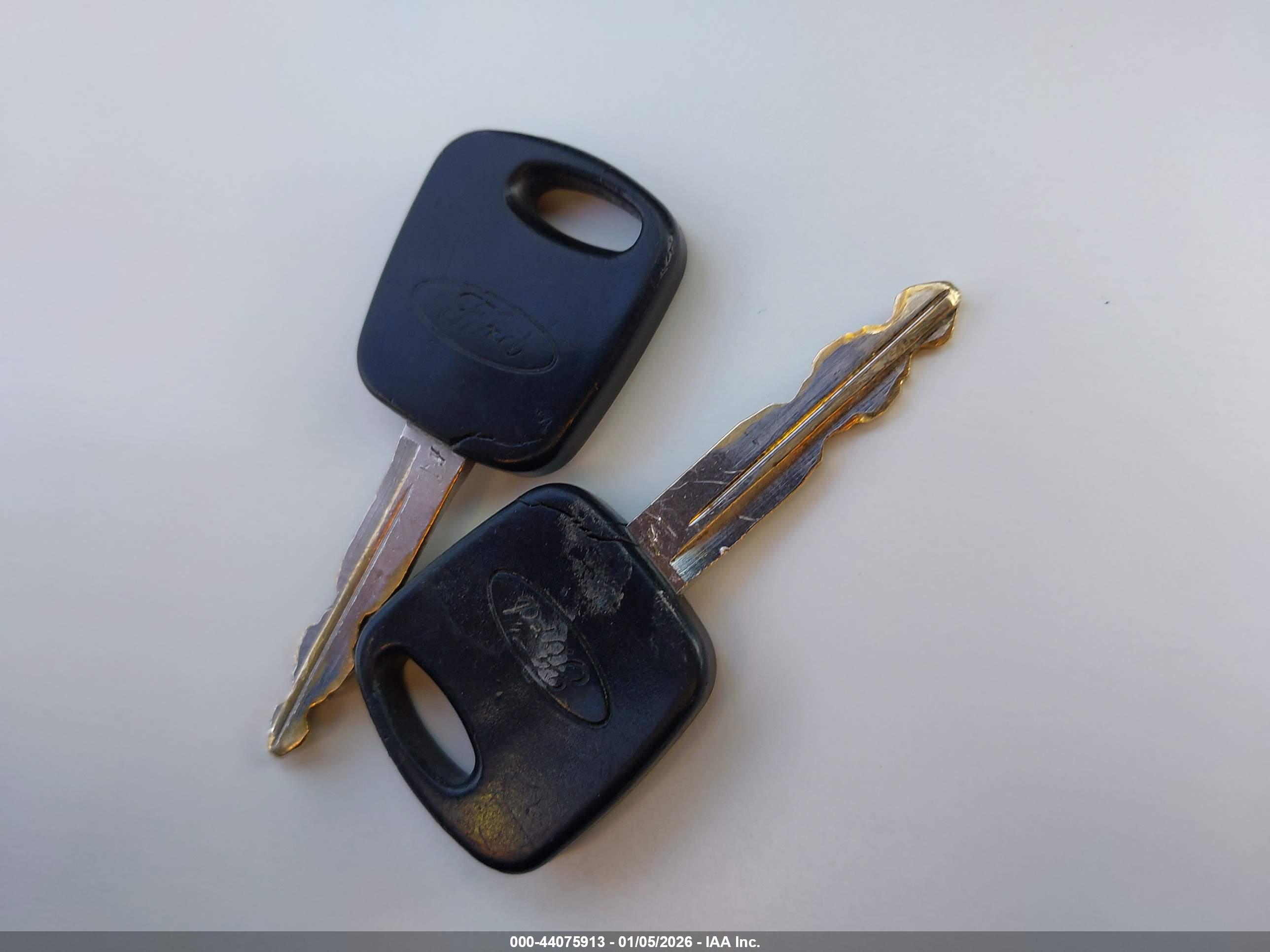 FORD FOCUS image 11