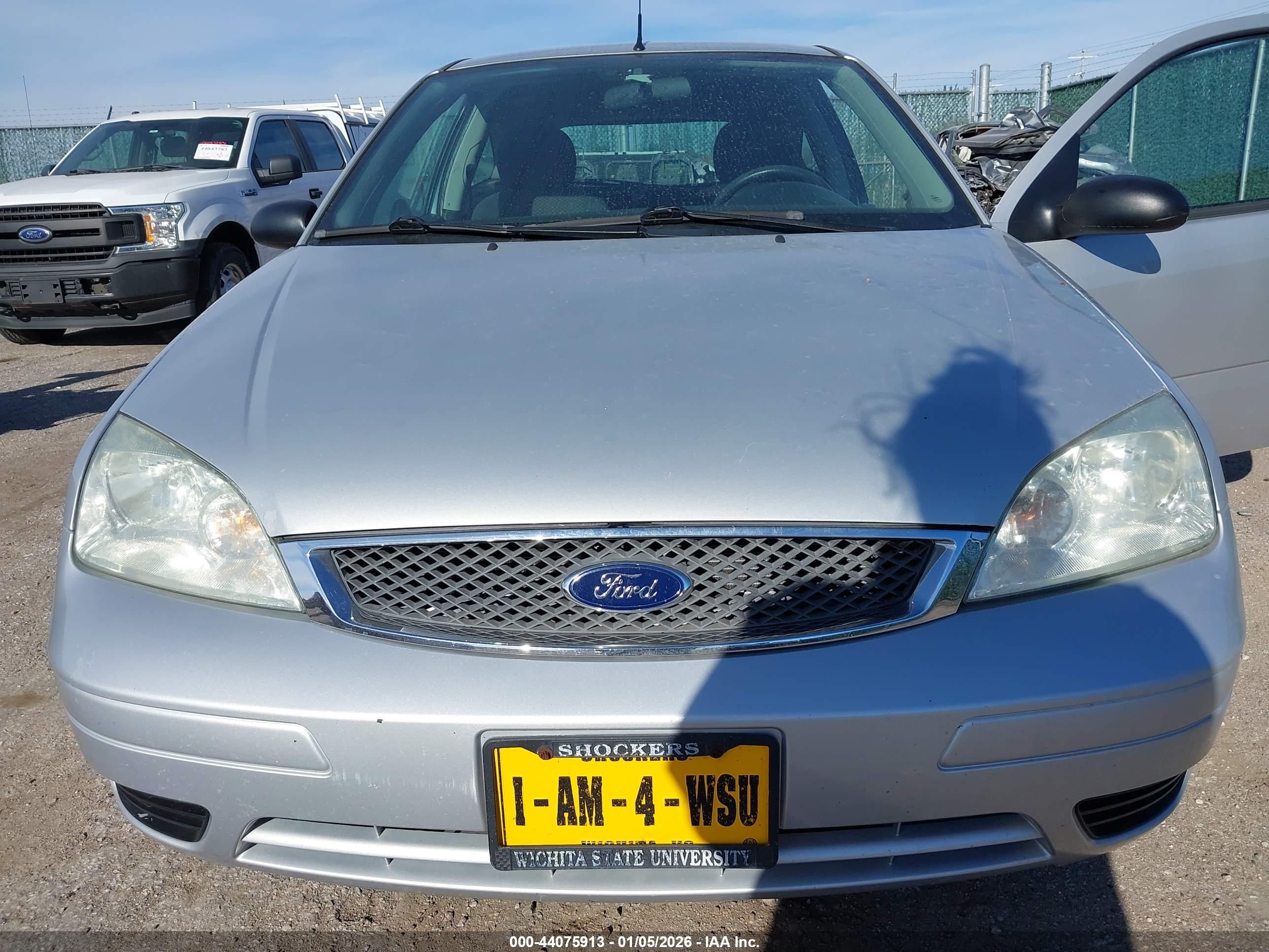 FORD FOCUS image 6