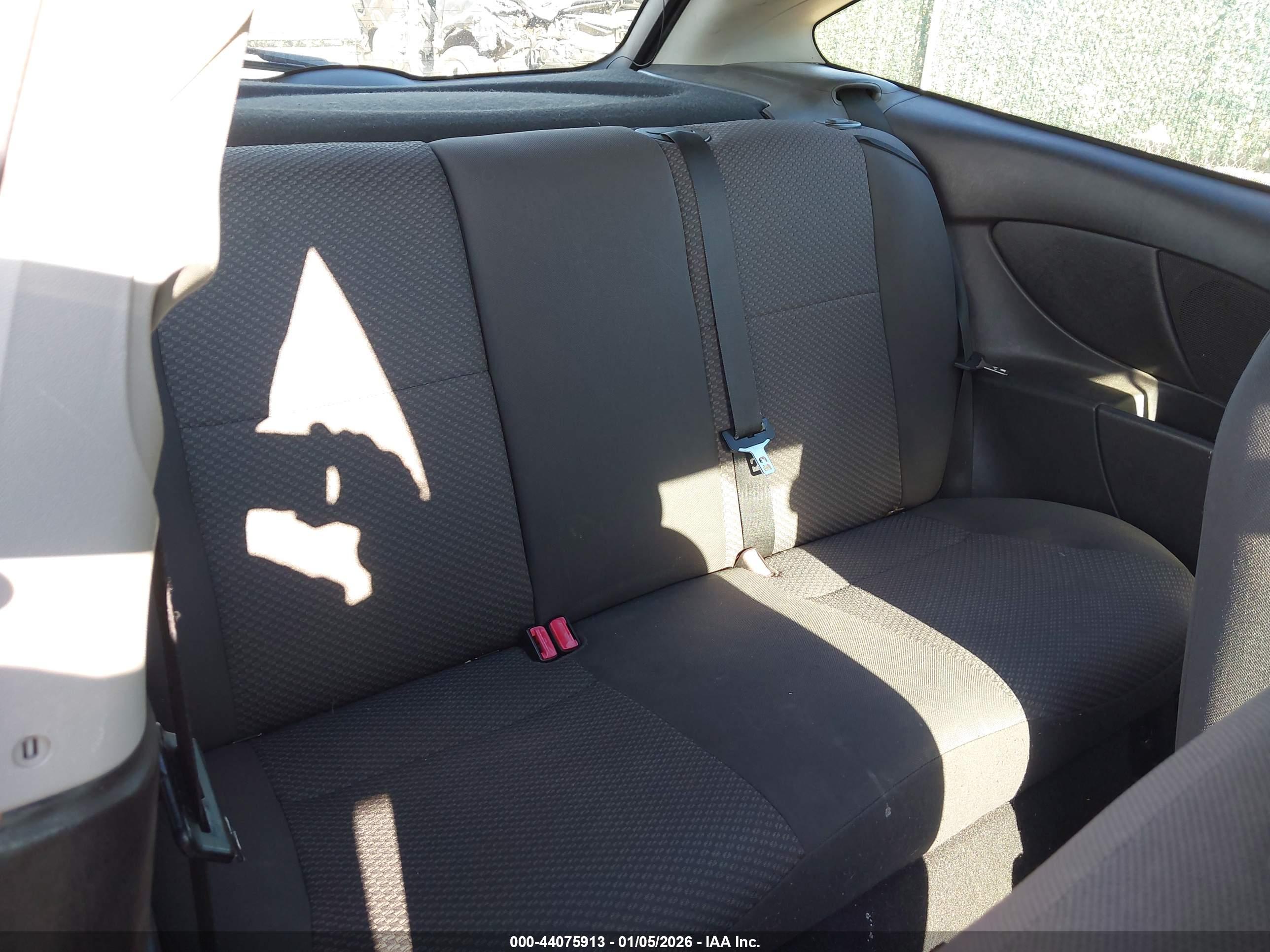 FORD FOCUS image 8