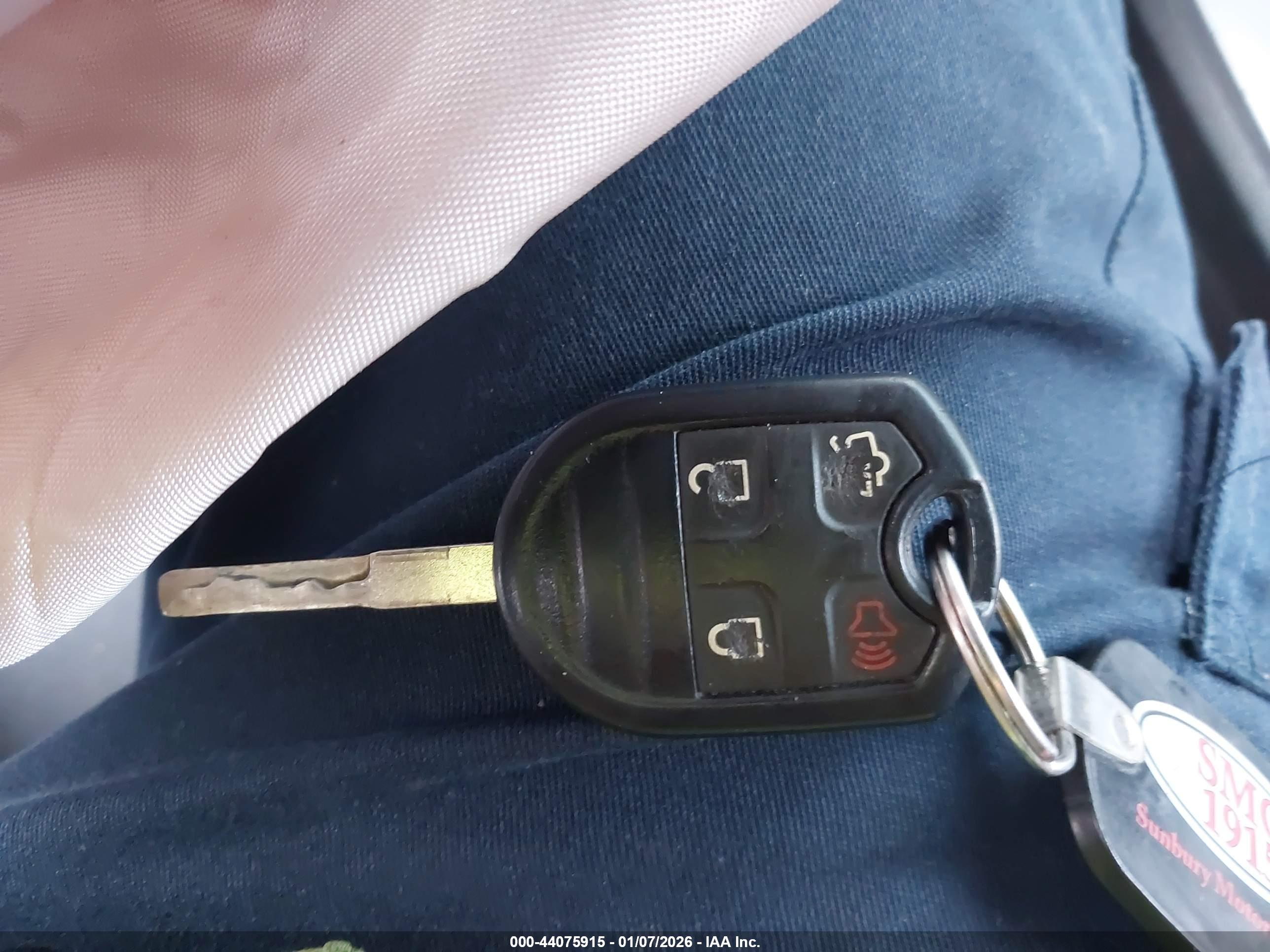 FORD FIESTA image 11