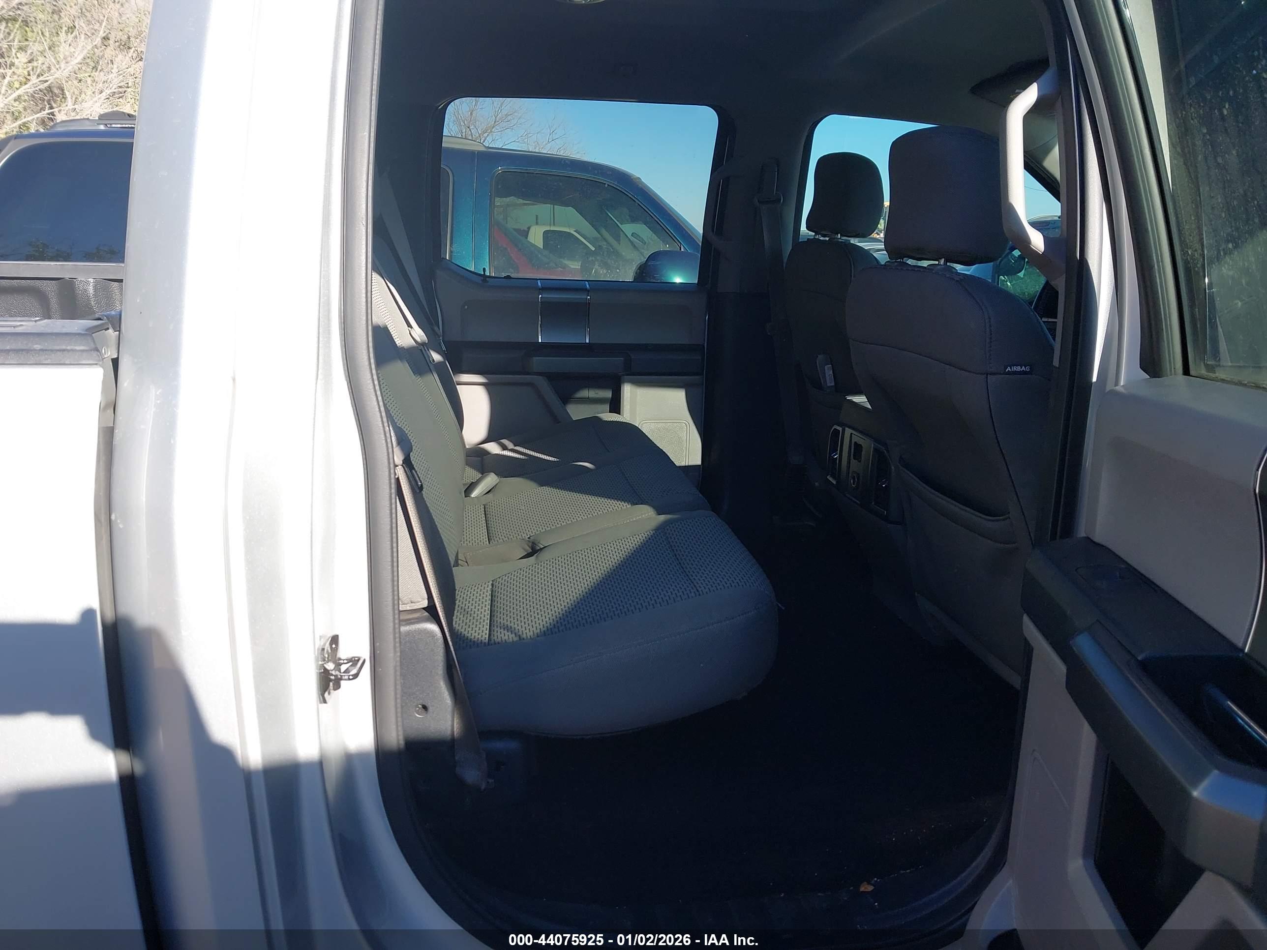 FORD F-150 image 8