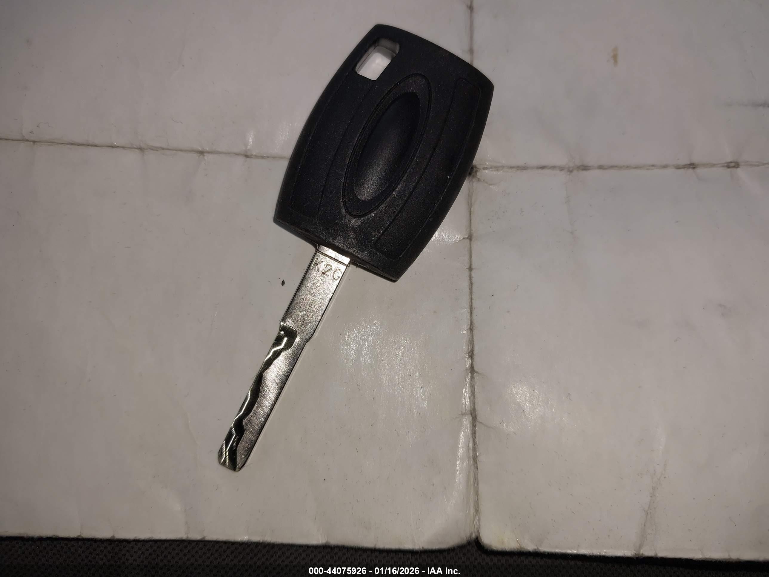 FORD ESCAPE image 11