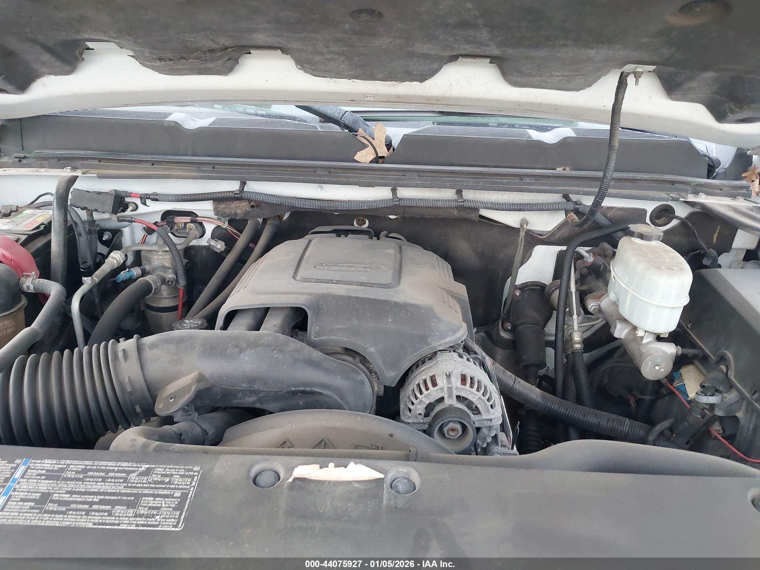 CHEVROLET SILVERADO image 10