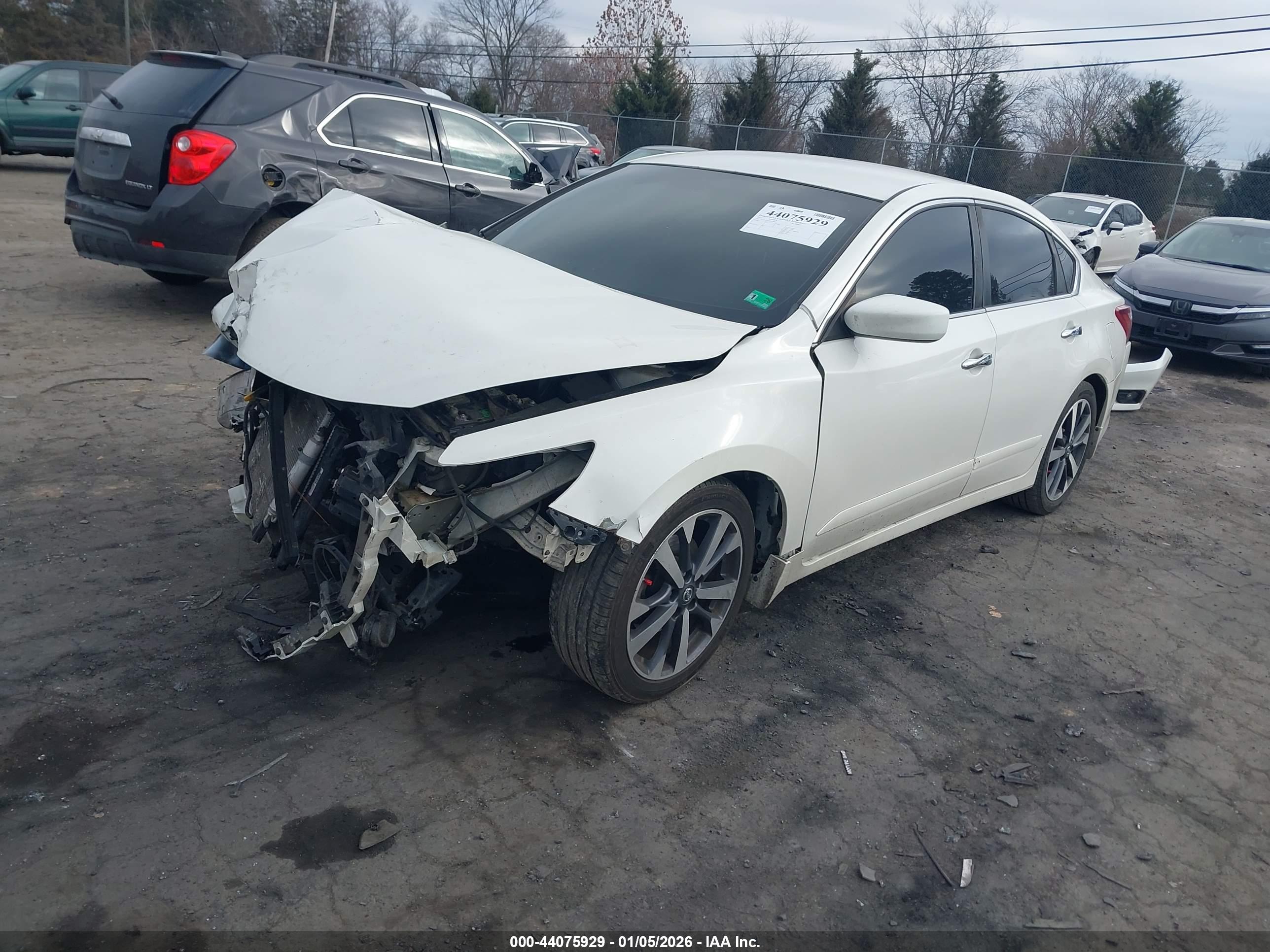 NISSAN ALTIMA image 2