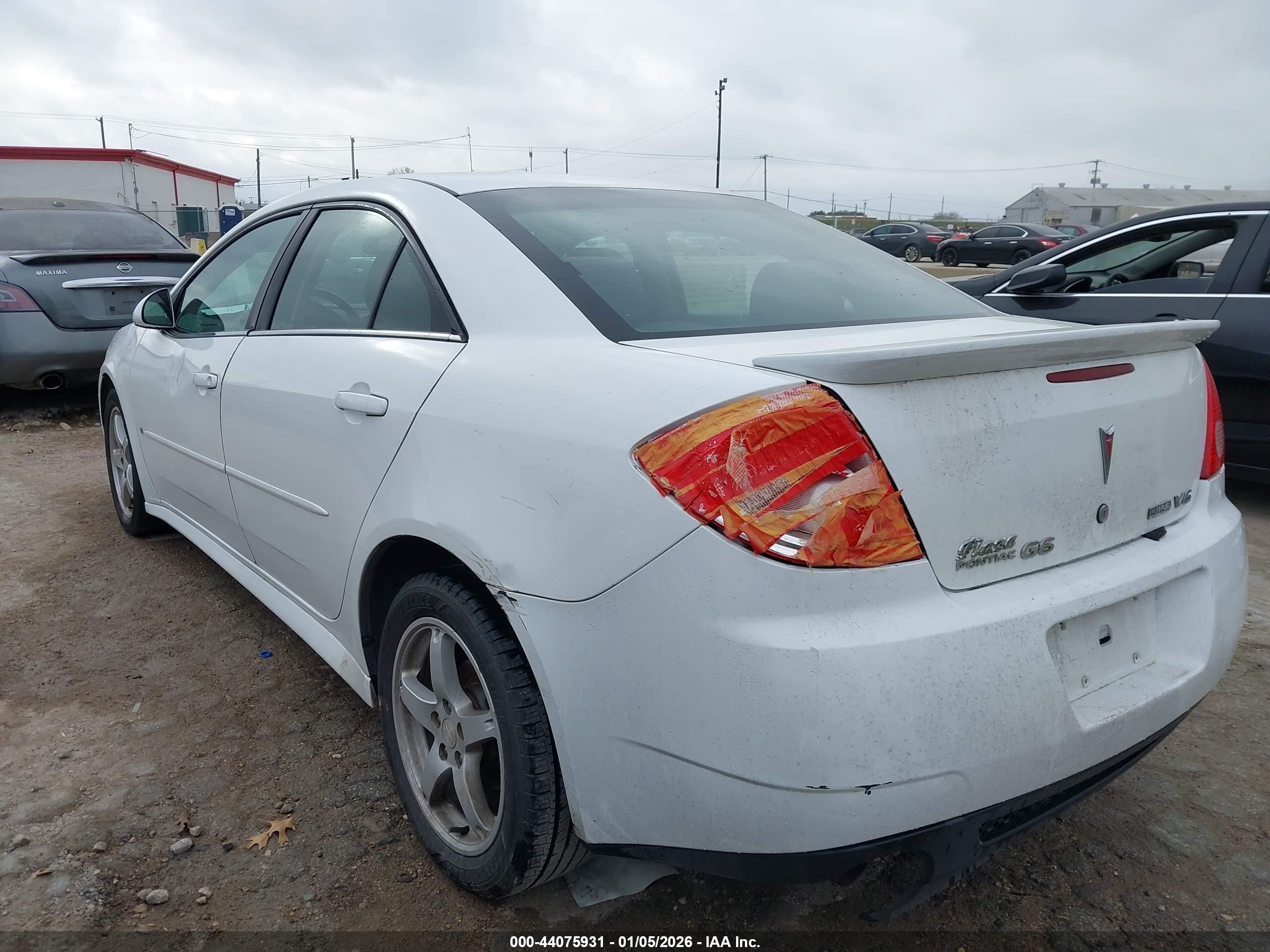 PONTIAC G6 image 6